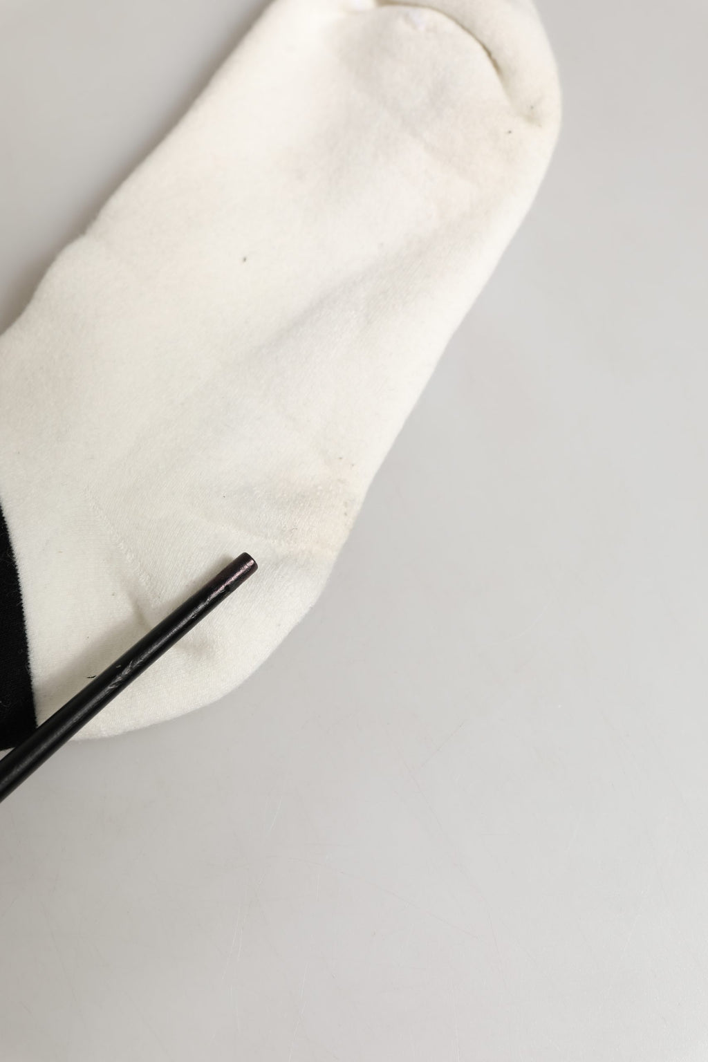 Dolce & Gabbana White Black Cotton Ankle Length DG Logo Socks