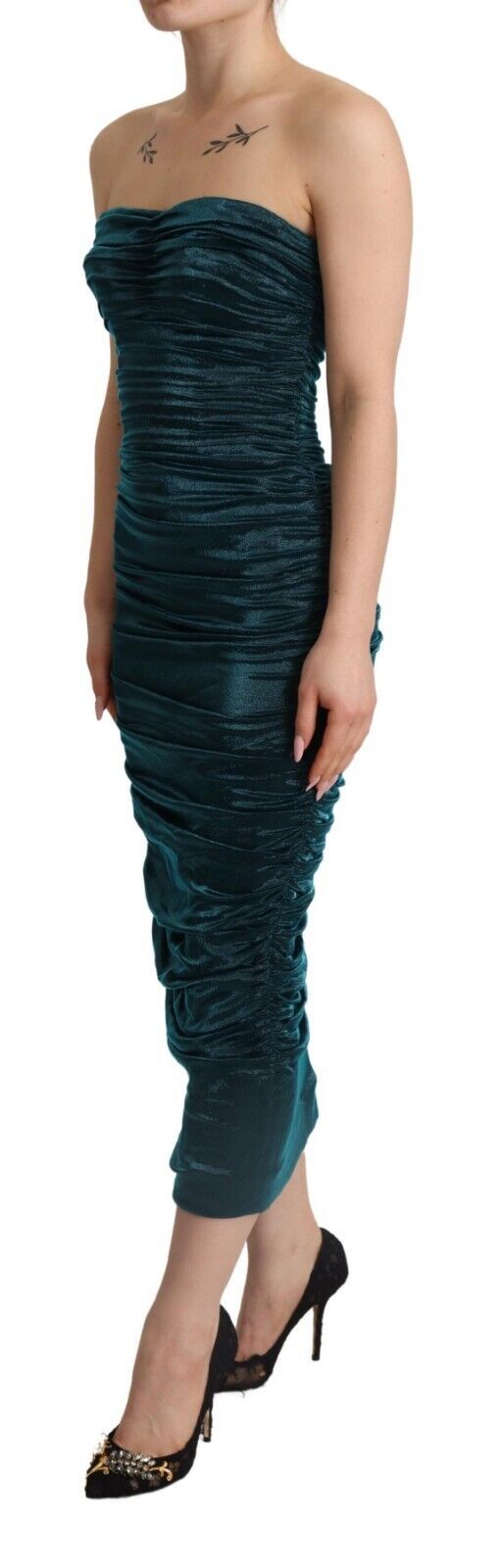 Robe midi bustier en turquoise de Dolce & Gabbana, drapée avec un corsage ajusté et un design élégant.