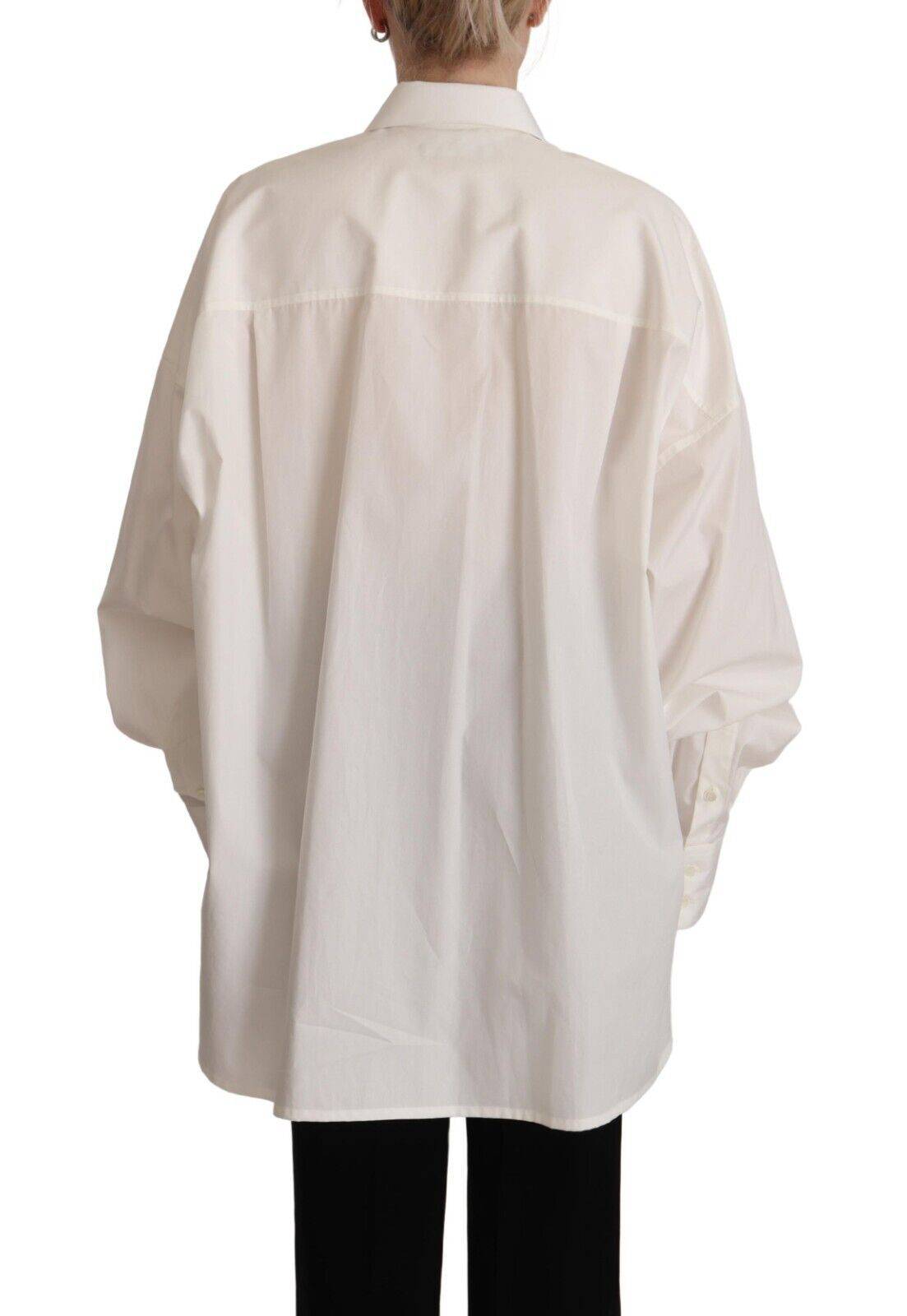 Chemise blanche en coton Dolce & Gabbana à manches longues avec col boutonné, élégante et classique.