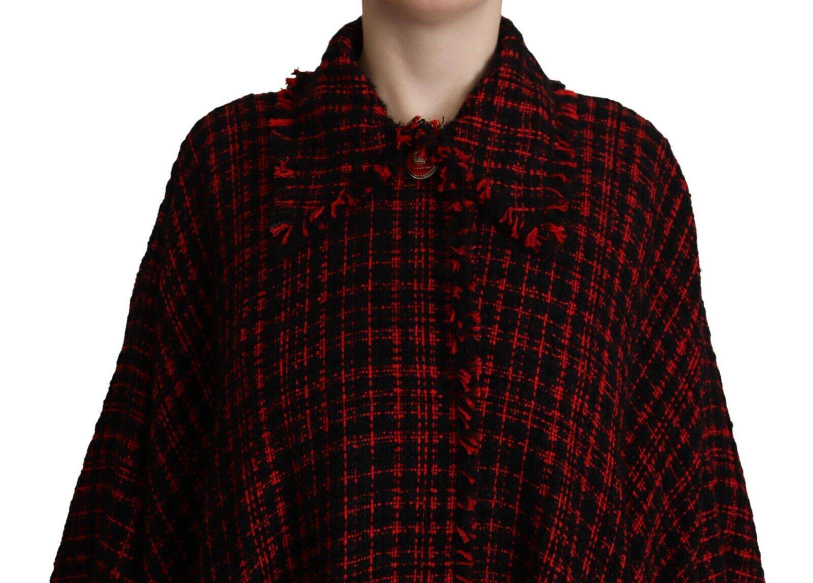 Manteau oversize en coton à carreaux noirs et rouges de Dolce & Gabbana, veste d'hiver élégante et tendance.