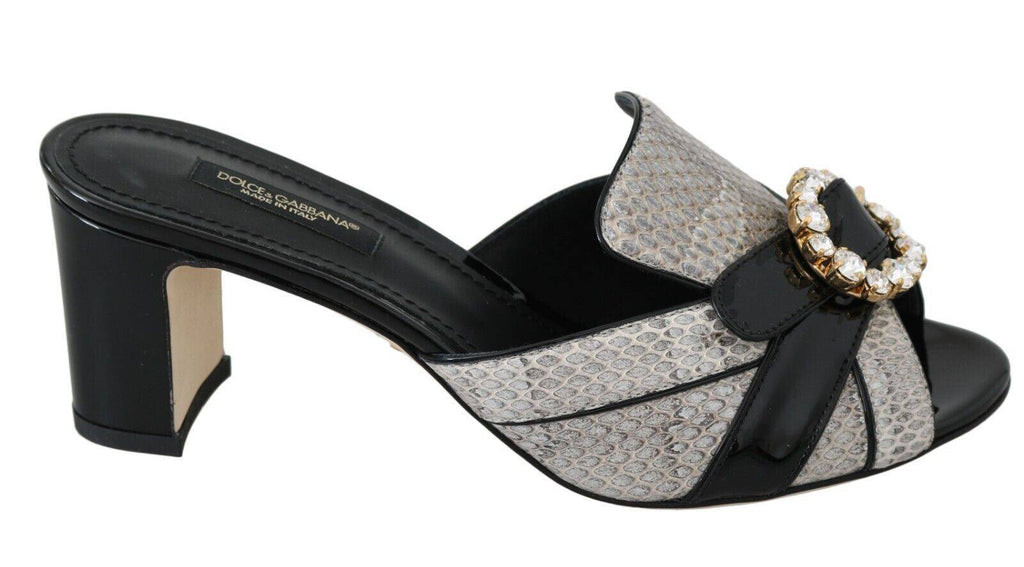 Sandales Dolce & Gabbana en cuir exotique noir et gris avec cristaux, chaussures élégantes et luxueuses.