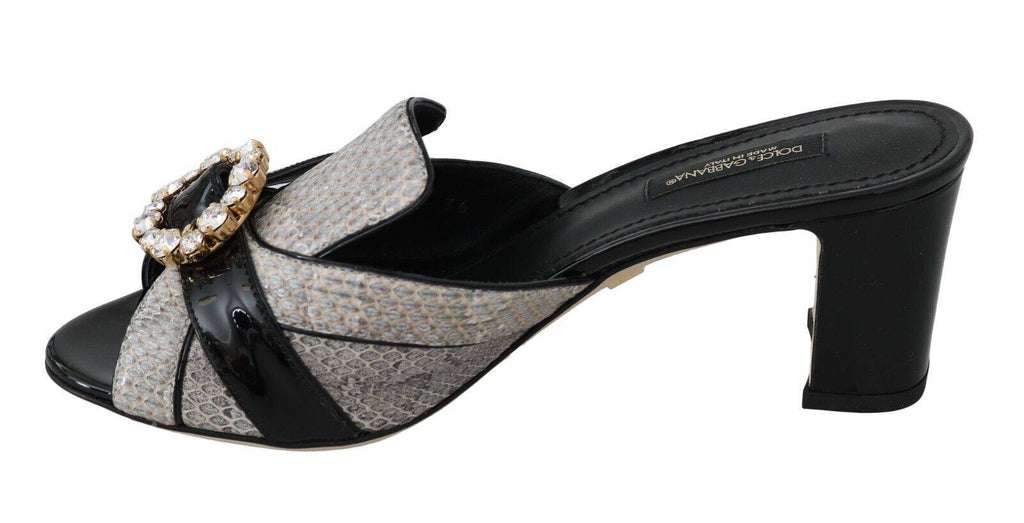 Sandales Dolce & Gabbana en cuir exotique noir et gris avec cristaux, chaussures élégantes et sophistiquées.