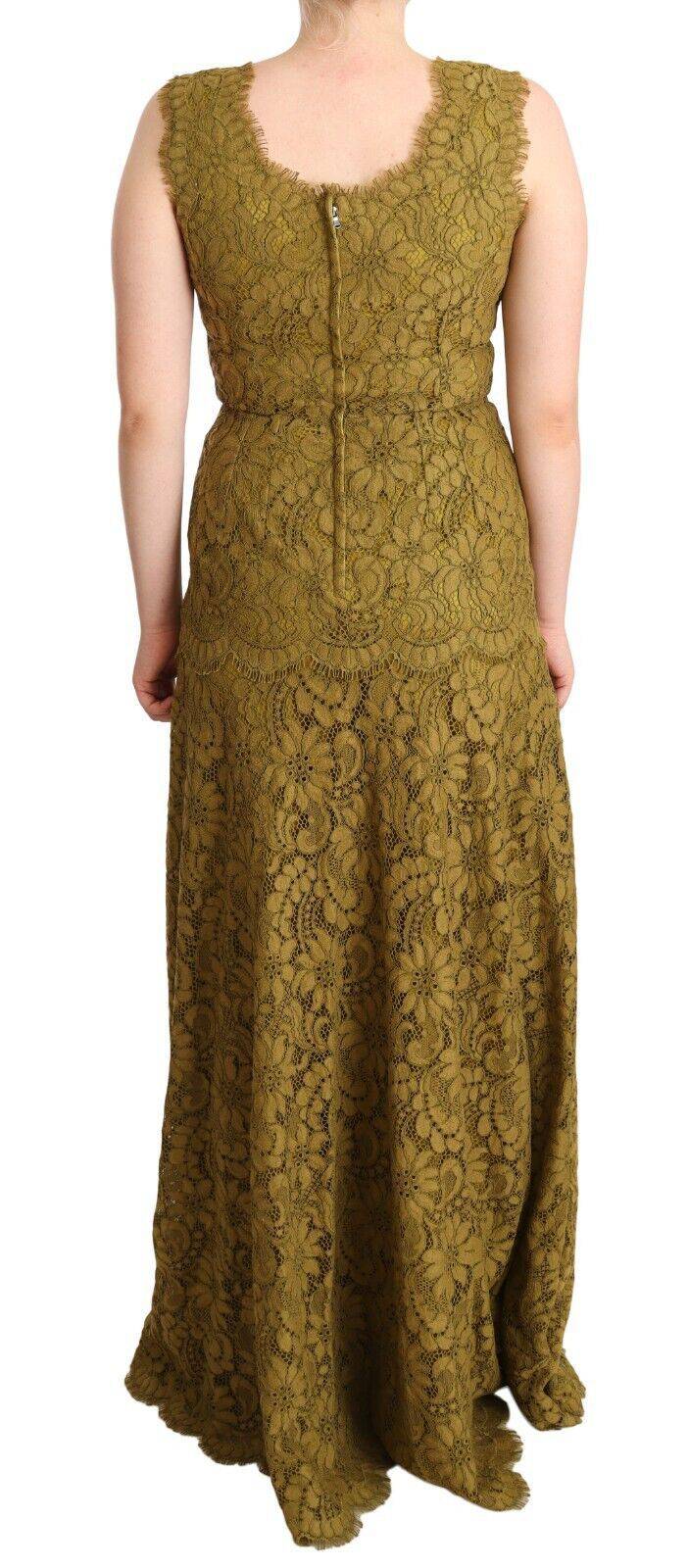 Robe longue maxi en dentelle florale marron de Dolce & Gabbana, élégante et sophistiquée, avec détails délicats.