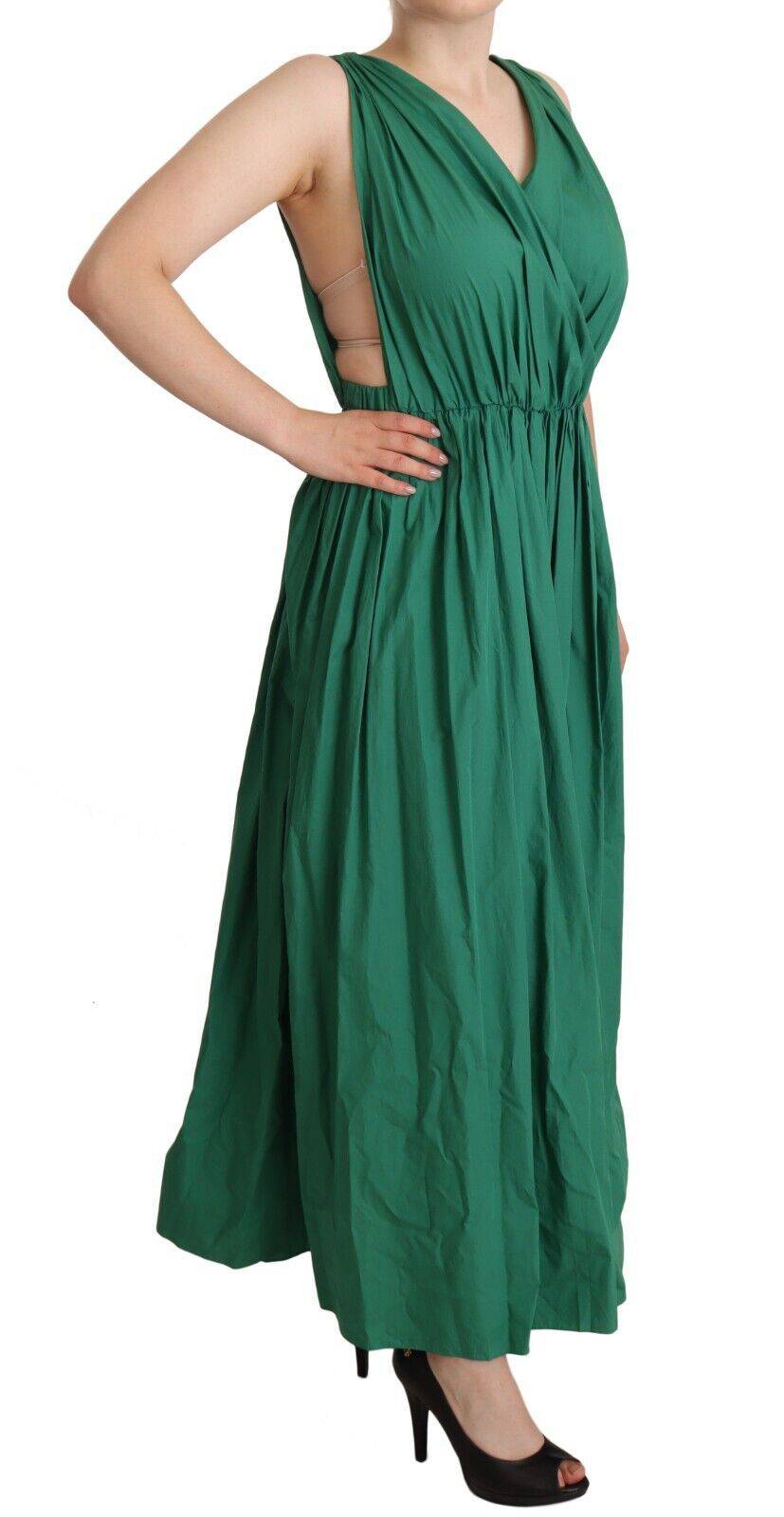 Robe sans manches en coton vert de Dolce & Gabbana avec décolleté en V, élégante et légère pour l'été.