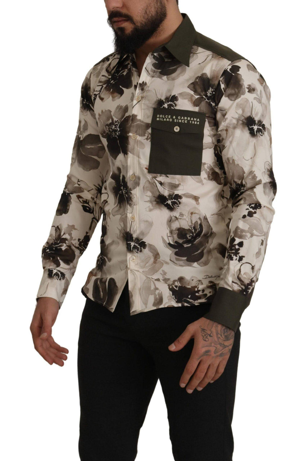 Chemise Dolce & Gabbana à fleurs vertes et beiges en coton stretch, édition exclusive, visible en gros plan.