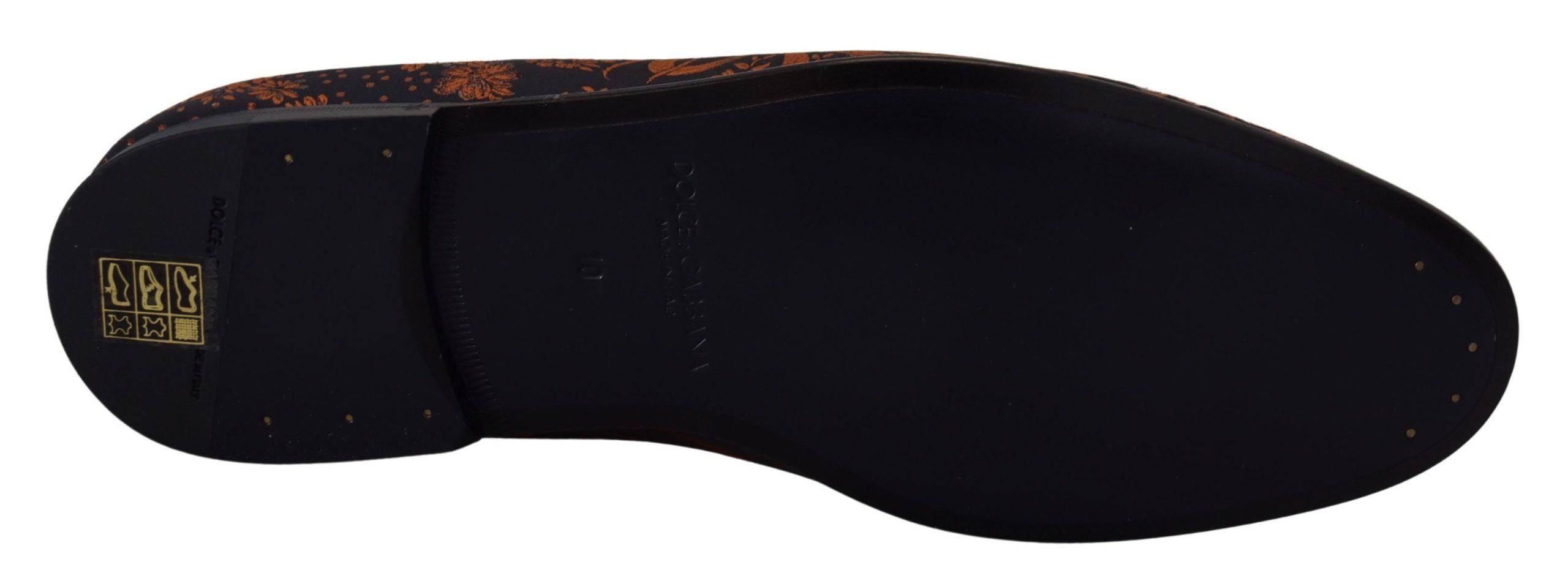 Chaussures Dolce & Gabbana, slippers ou mocassins bleus avec motif floral rust, style élégant et confortable.