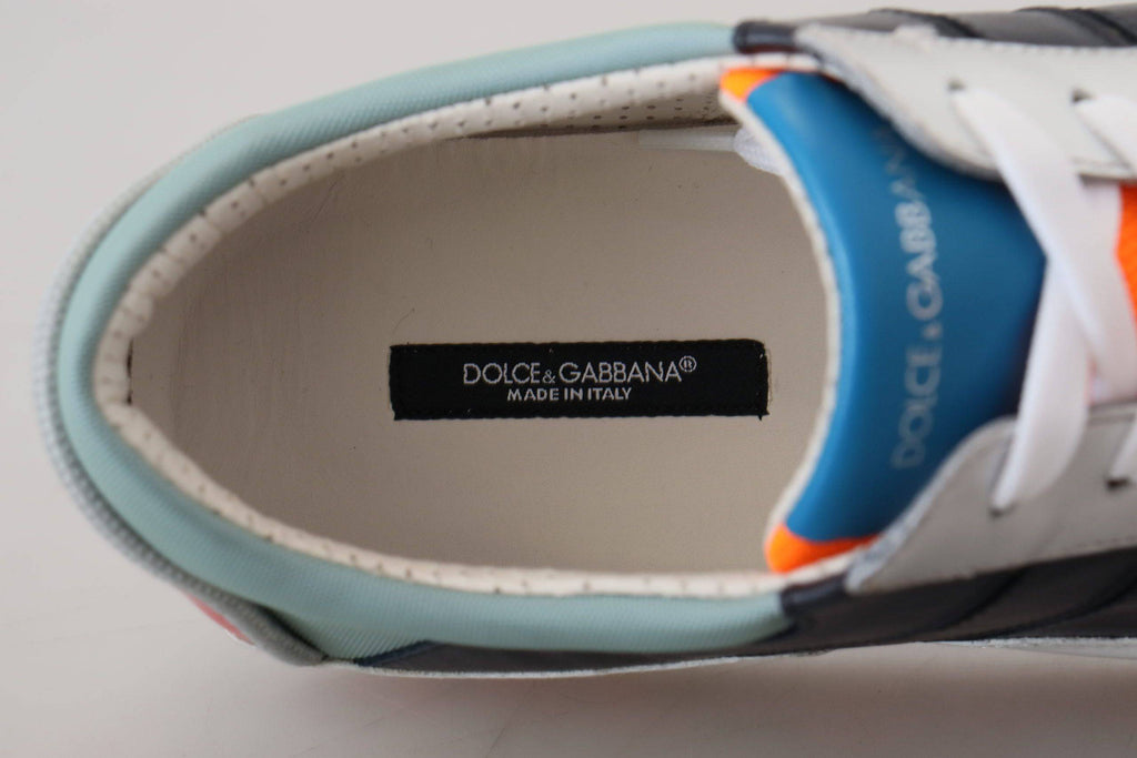 Sneakers basses en cuir multicolore Dolce & Gabbana, style sportif, avec lacets et semelle blanche.