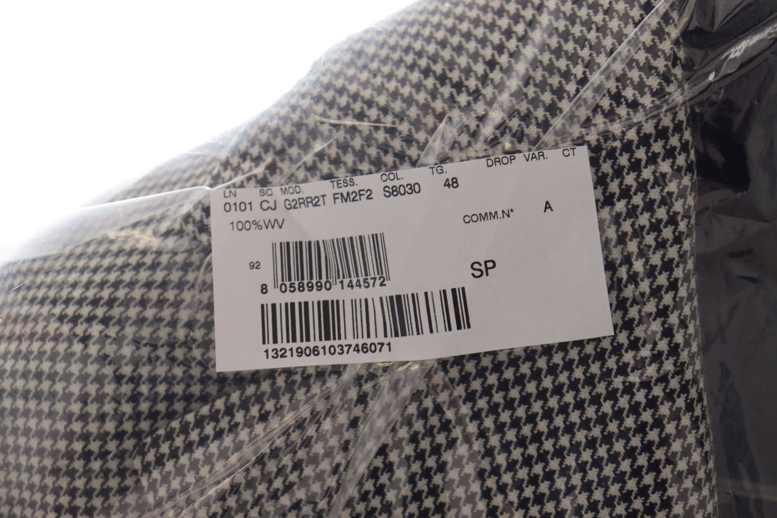 Veste blazer à carreaux gris Dolce & Gabbana à un seul bouton, style élégant et moderne, pour homme.