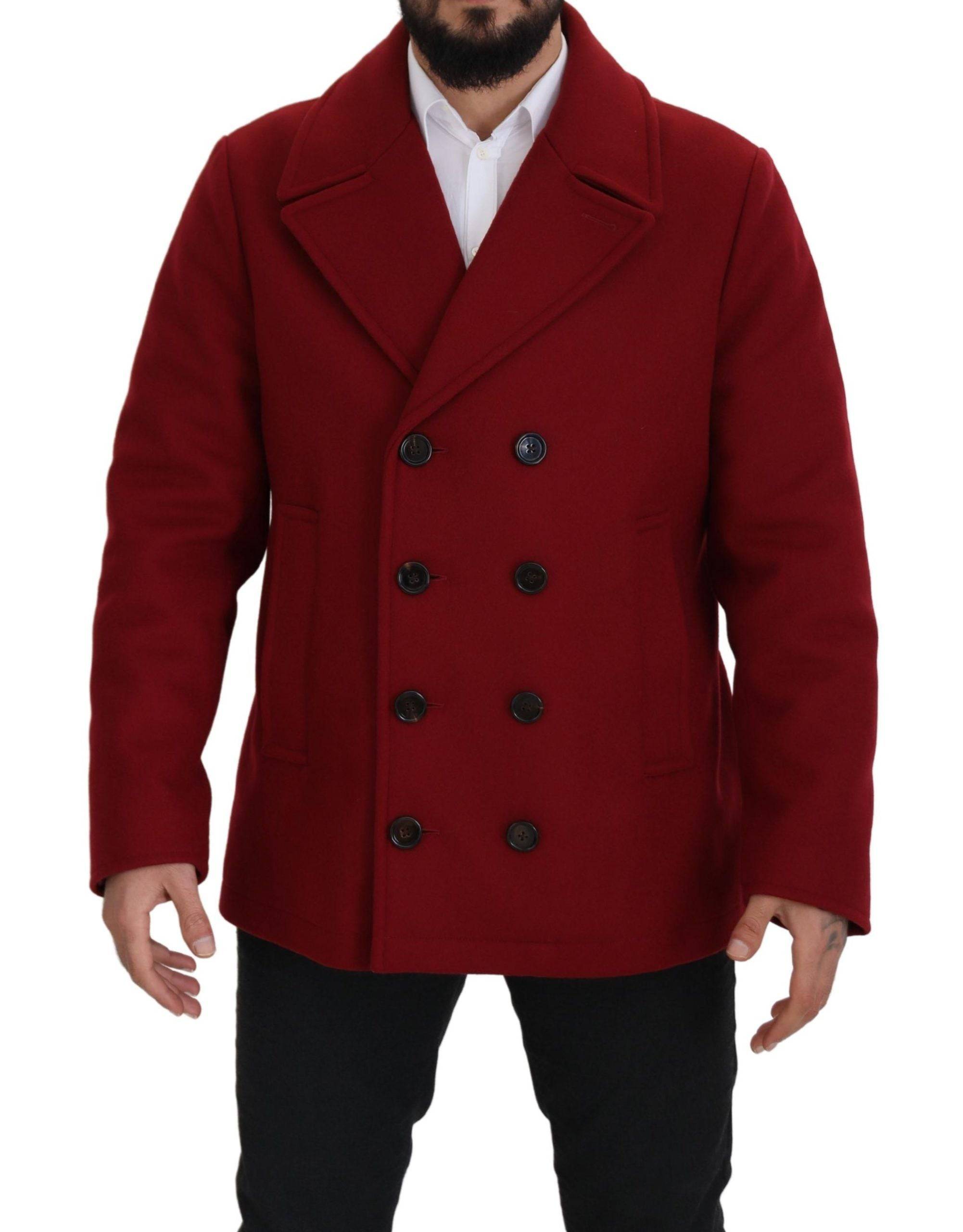 Veste en laine rouge double boutonnage Dolce & Gabbana, manteau élégant pour femme, détails de couture visibles.