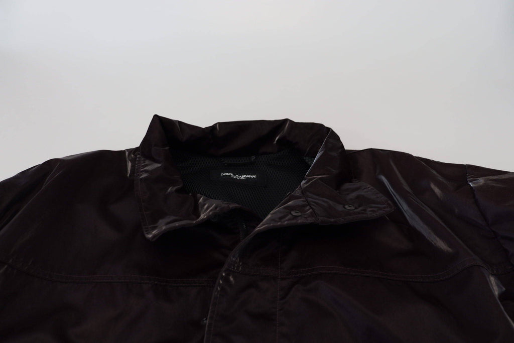Veste pour homme Dolce & Gabbana en nylon bordeaux avec col, style élégant et coupe moderne.