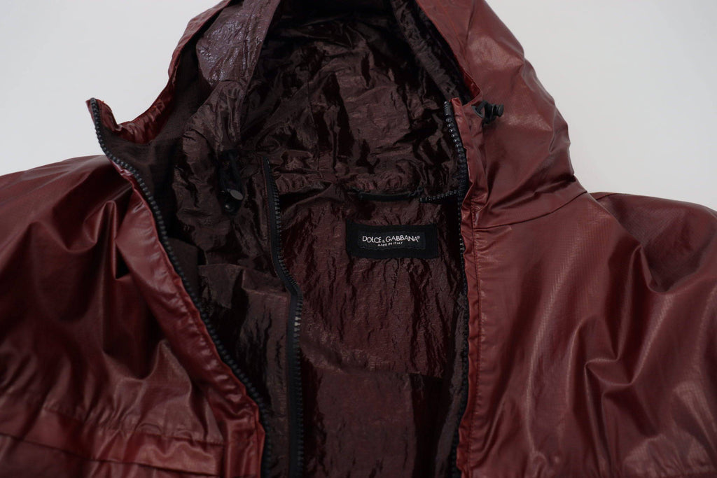 Veste à capuche en coton bordeaux Dolce & Gabbana avec fermeture éclair pleine longueur et logo discret.