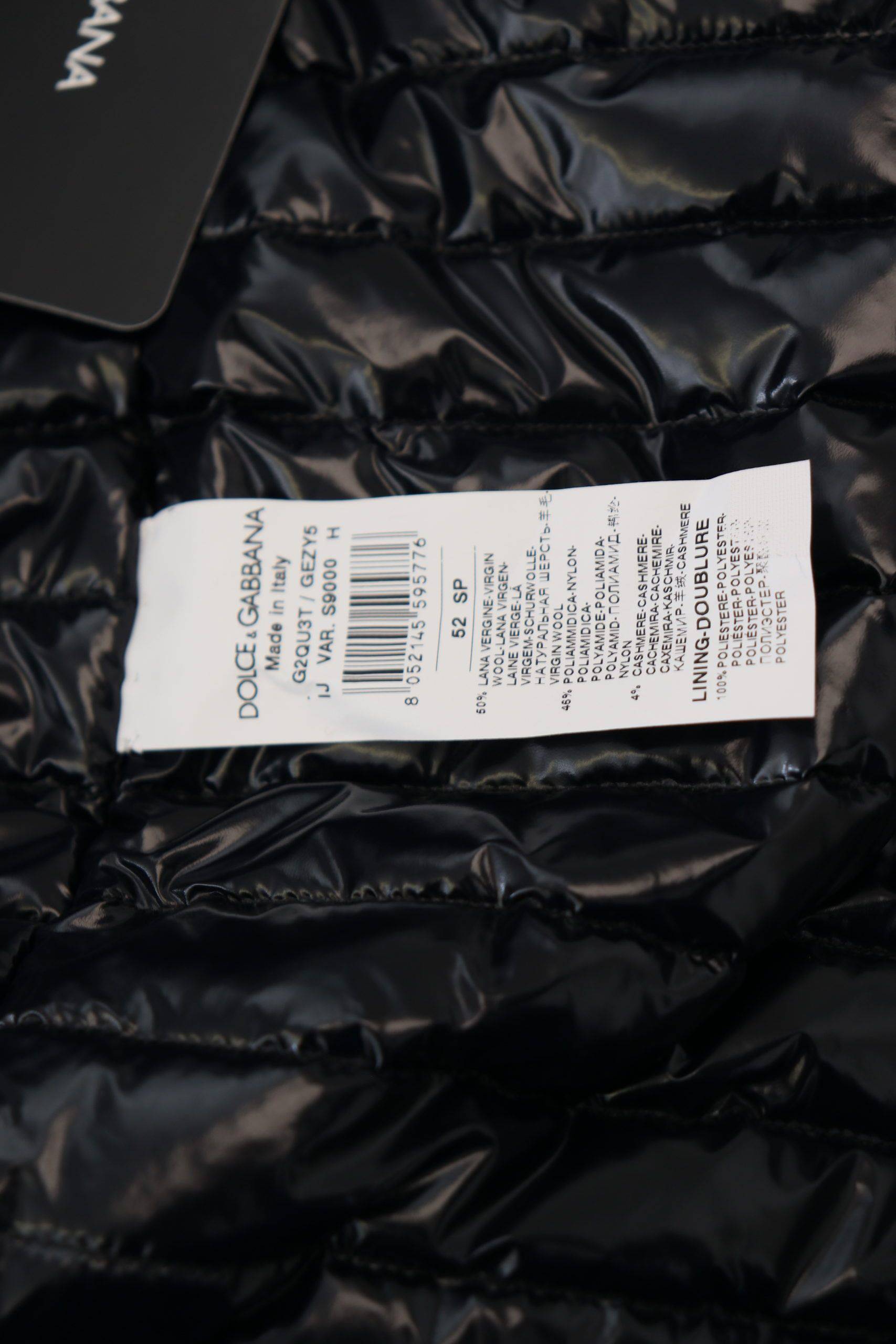 Veste zippée en laine noire avec col Dolce & Gabbana, style élégant et chaud, vue de face.