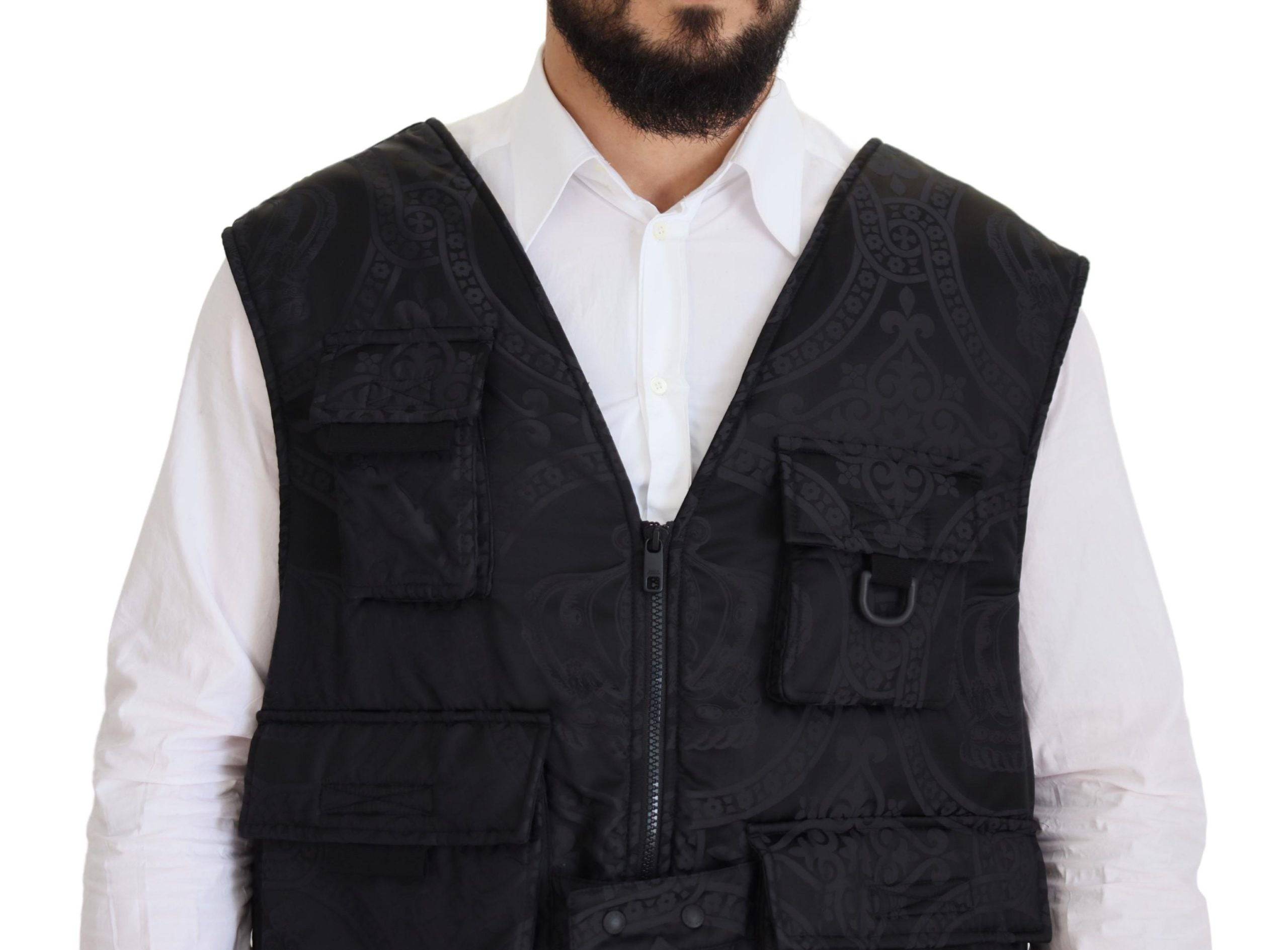 Veste sans manches en nylon noir Dolce & Gabbana avec fermeture éclair complète, style moderne et élégant.