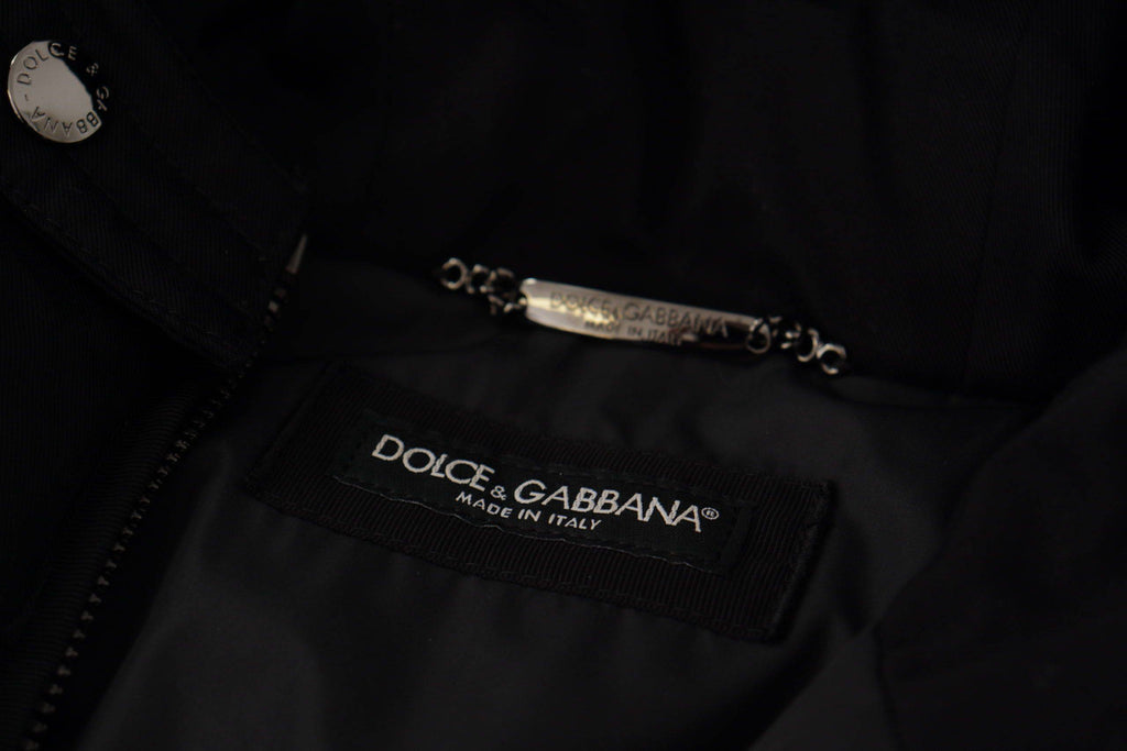 Parka Dolce & Gabbana noire en nylon avec capuche, veste d'hiver élégante et chaude, adaptée aux températures froides.