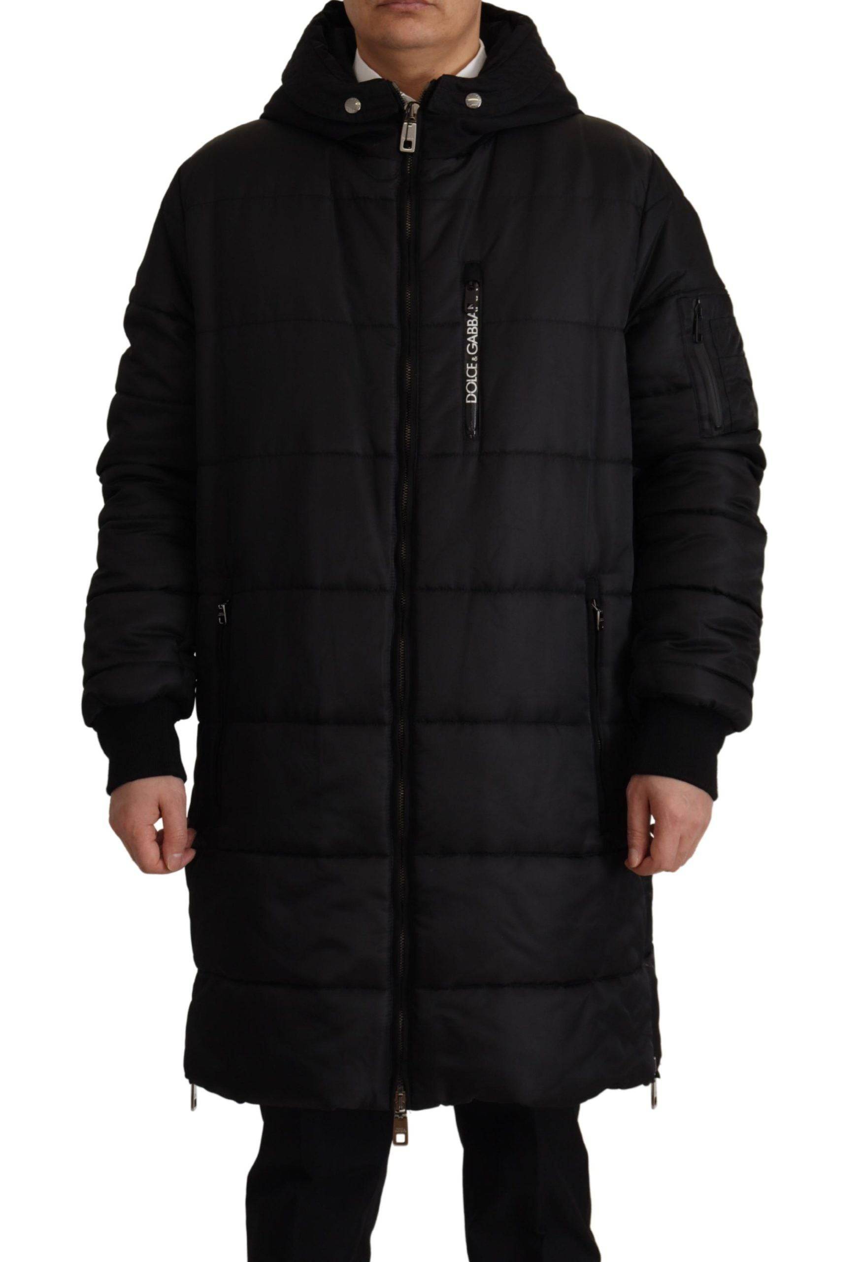 Veste d'hiver noire Dolce & Gabbana en nylon avec capuche, parka chaude et élégante pour la saison froide.