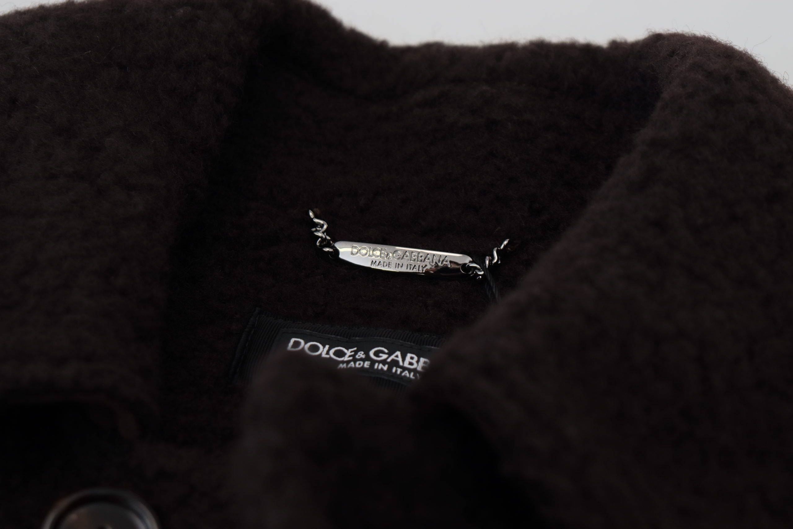 Veste trench noire en alpaga de Dolce & Gabbana avec boutons, veste élégante et sophistiquée pour femme.