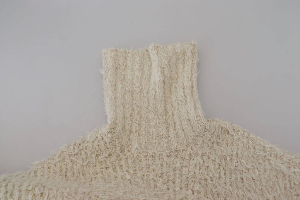 Pull à col roulé en laine crème Dolce & Gabbana, sweater tricoté chaud et élégant, vue de face sur fond neutre.