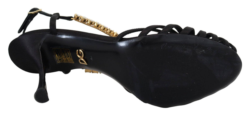Sandales T-strap en satin noir Dolce & Gabbana avec cristaux clairs, vue de côté.