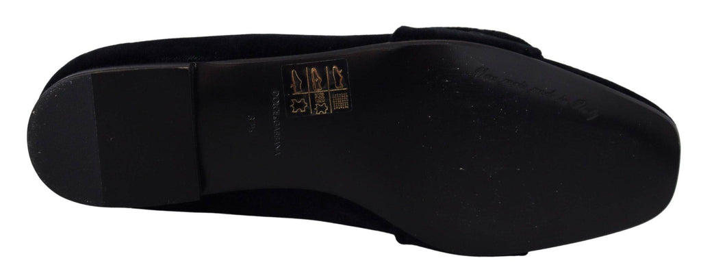 Chaussures mocassins Dolce & Gabbana en velours noir avec cristaux, chaussures plates élégantes et raffinées.