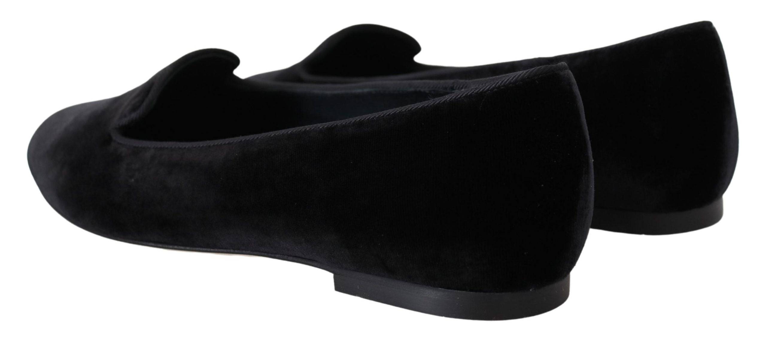 Chaussures Dolce & Gabbana en velours noir, mocassins slip-on élégants pour femme, vues de face.