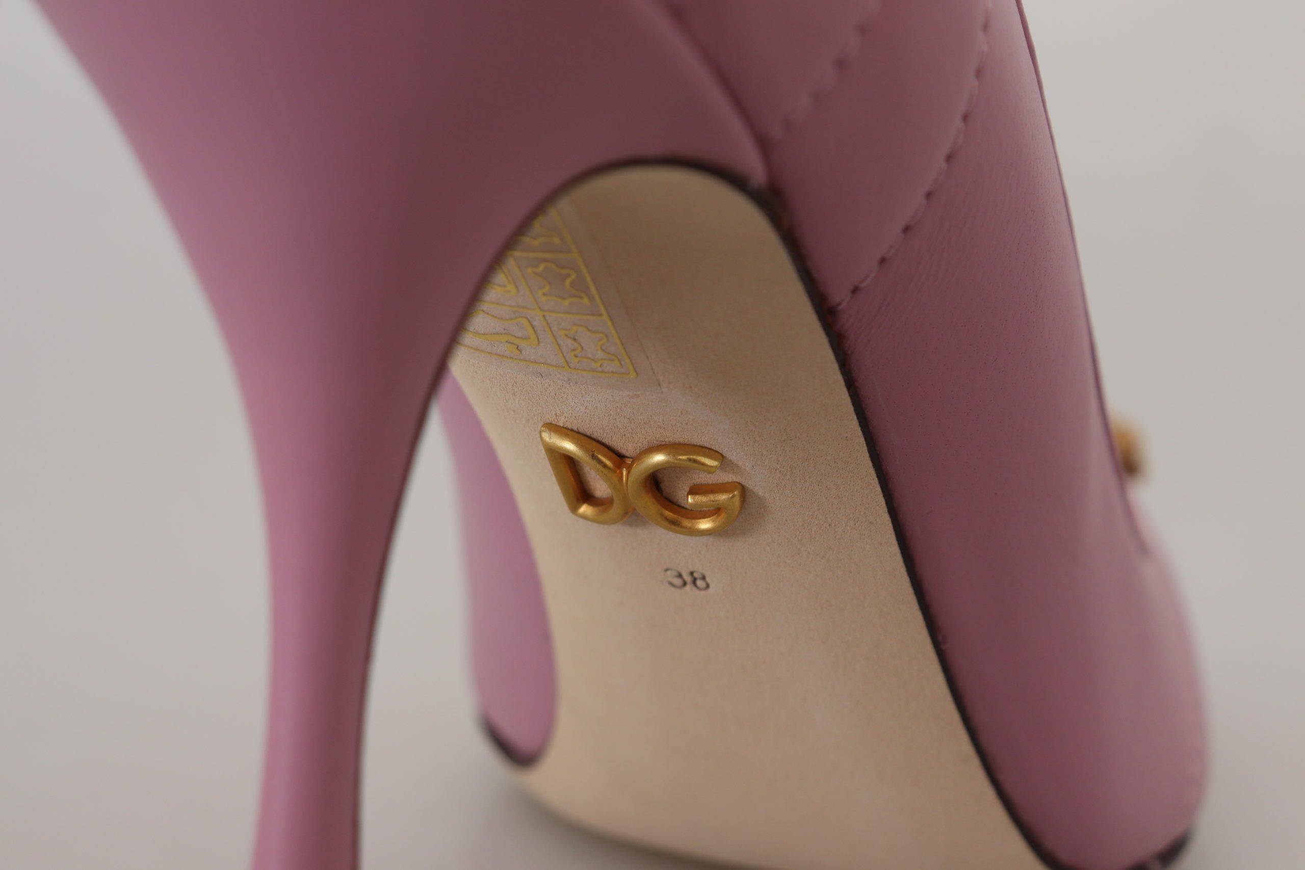 Chaussures à talons Dolce & Gabbana en cuir rose en forme de cœur, modèle DEVOTION, élégantes et sophistiquées.