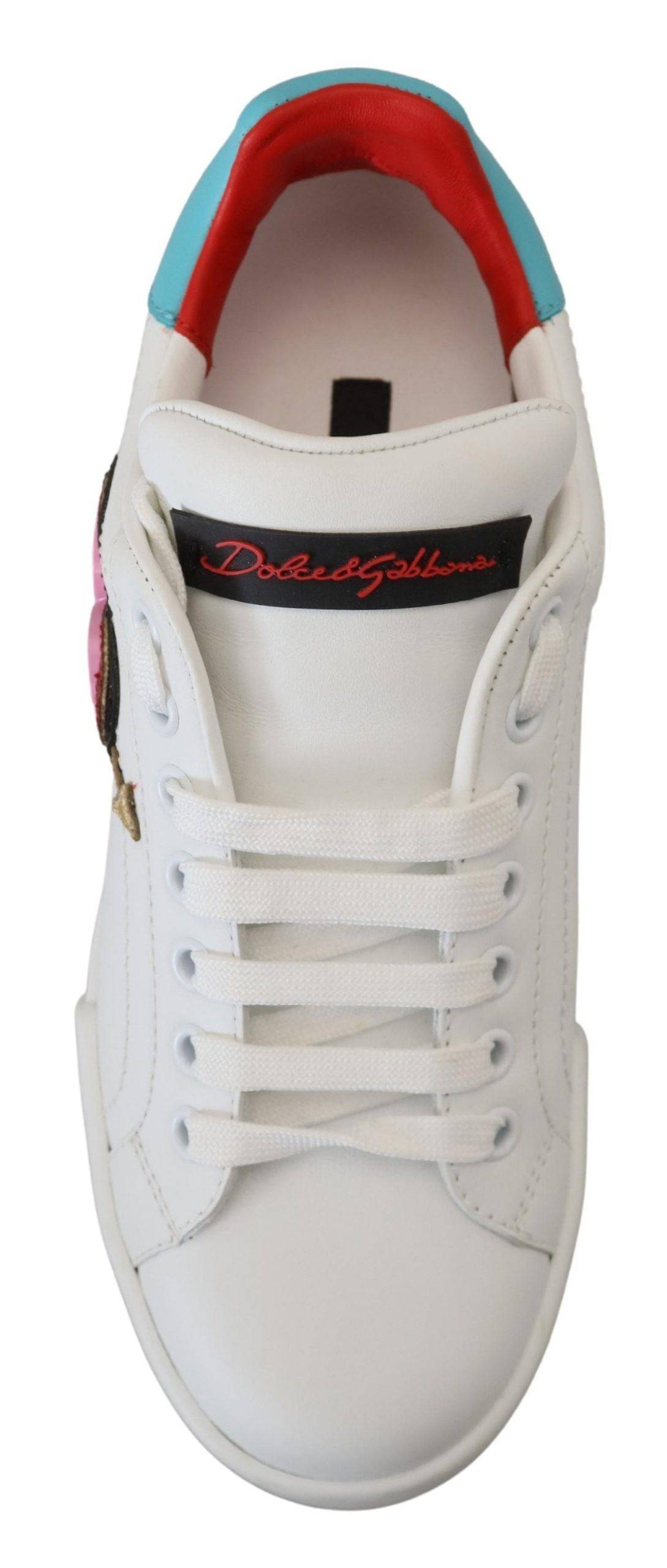 Chaussures sneakers blanches en cuir Dolce & Gabbana Portofino avec logo cœur, vue de face.