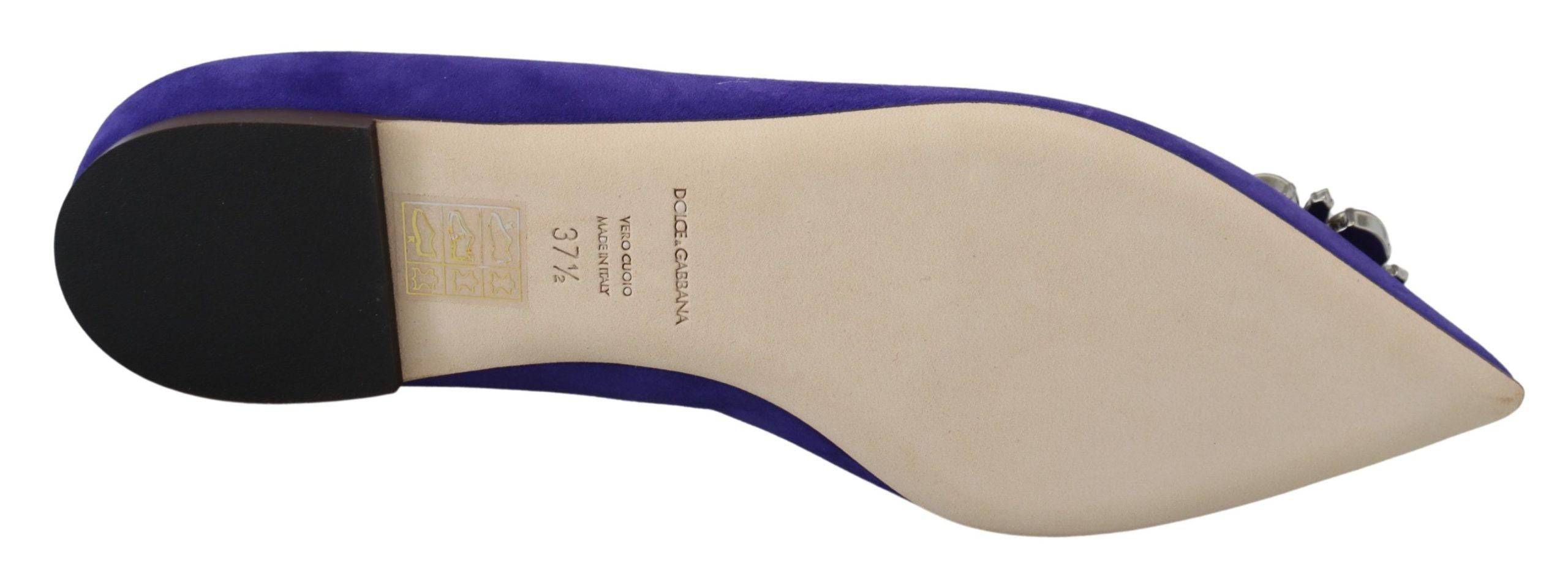 Chaussures plates en daim violet Dolce & Gabbana avec cristaux, mocassins élégants pour femmes.
