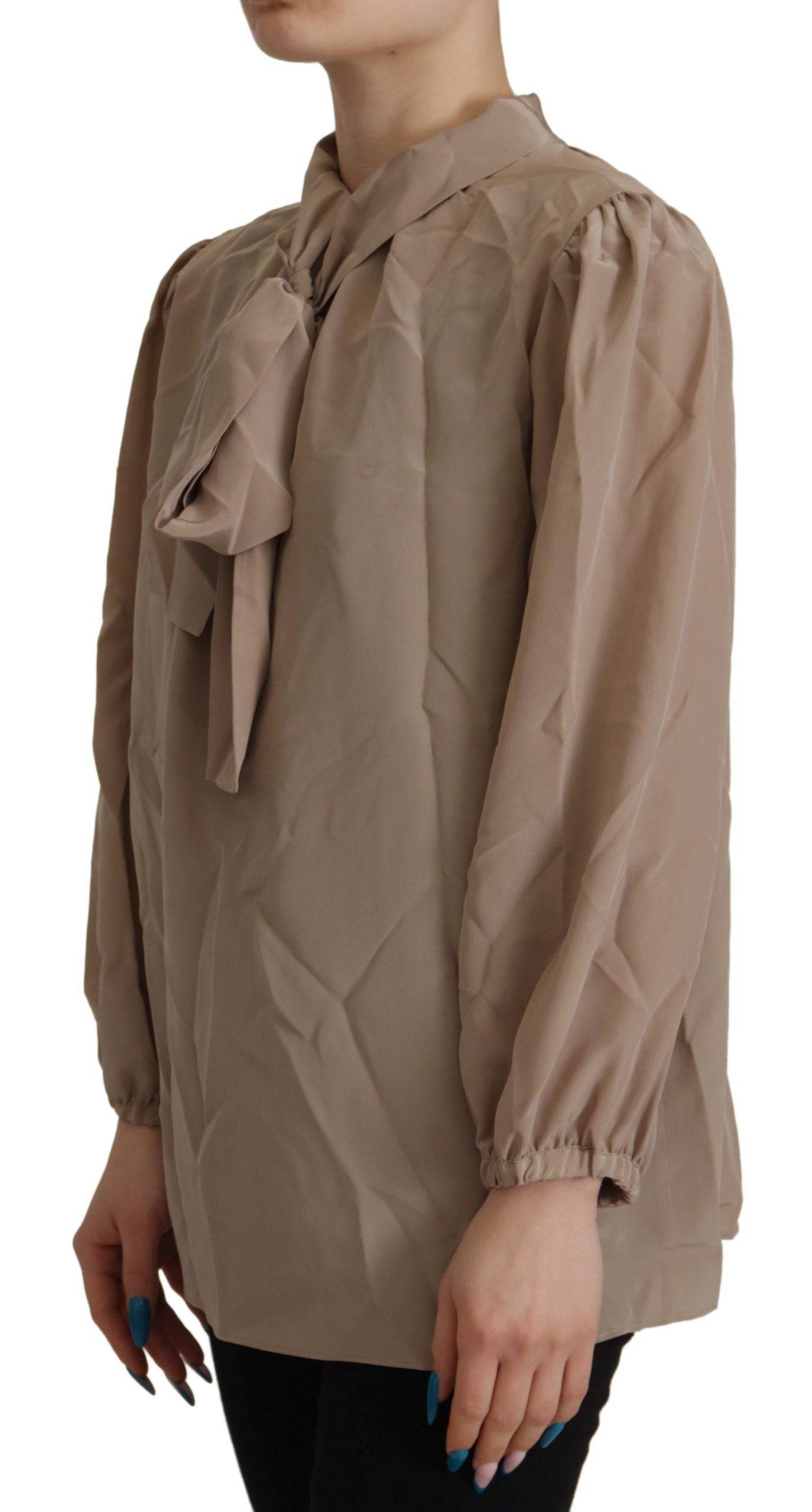 Chemise Dolce & Gabbana marron avec col ascot, manches à bandeau et coupe élégante, vue en gros plan.