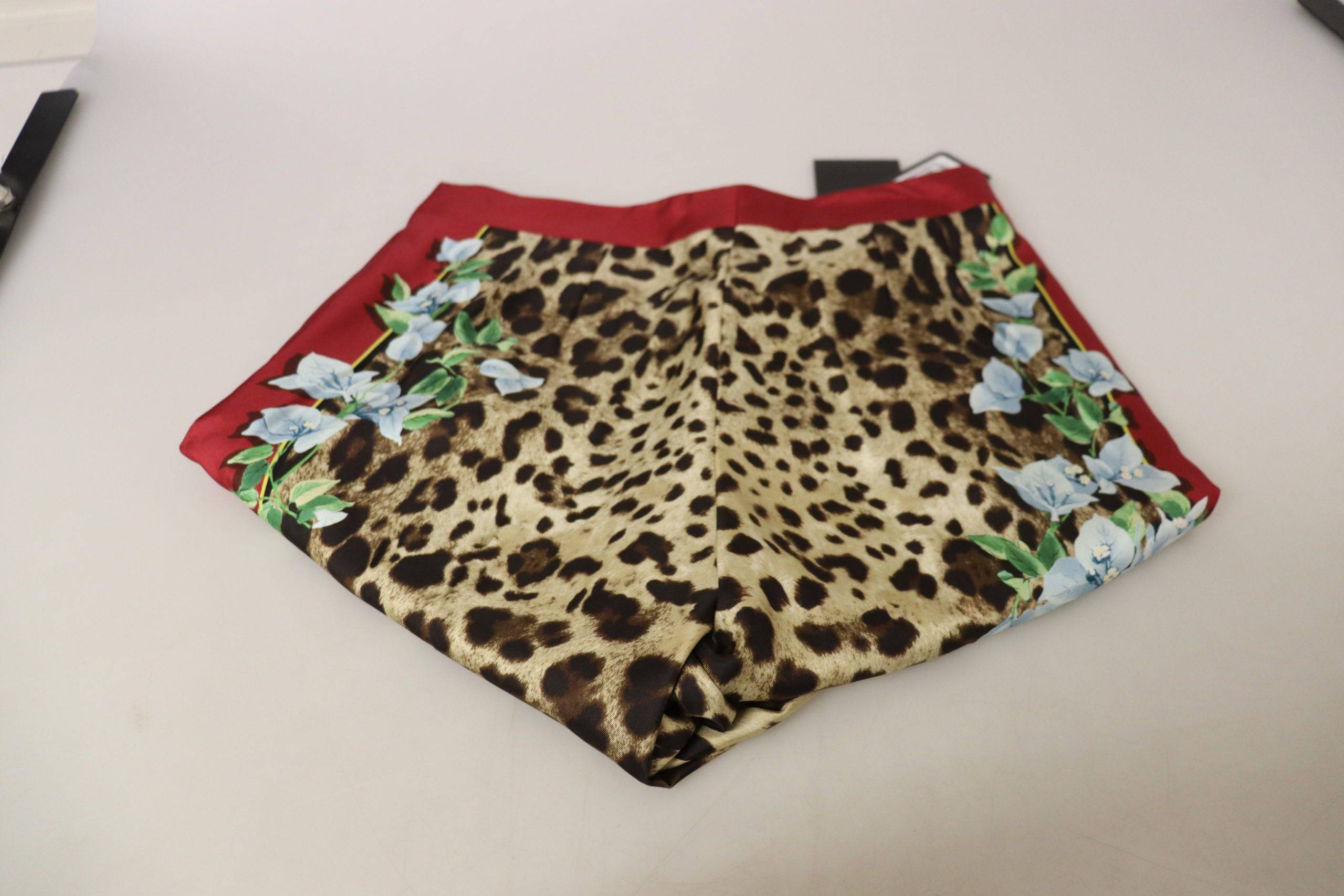 Pantalon Dolce & Gabbana à motif léopard multicolore et flore, taille moyenne, tissu léger.