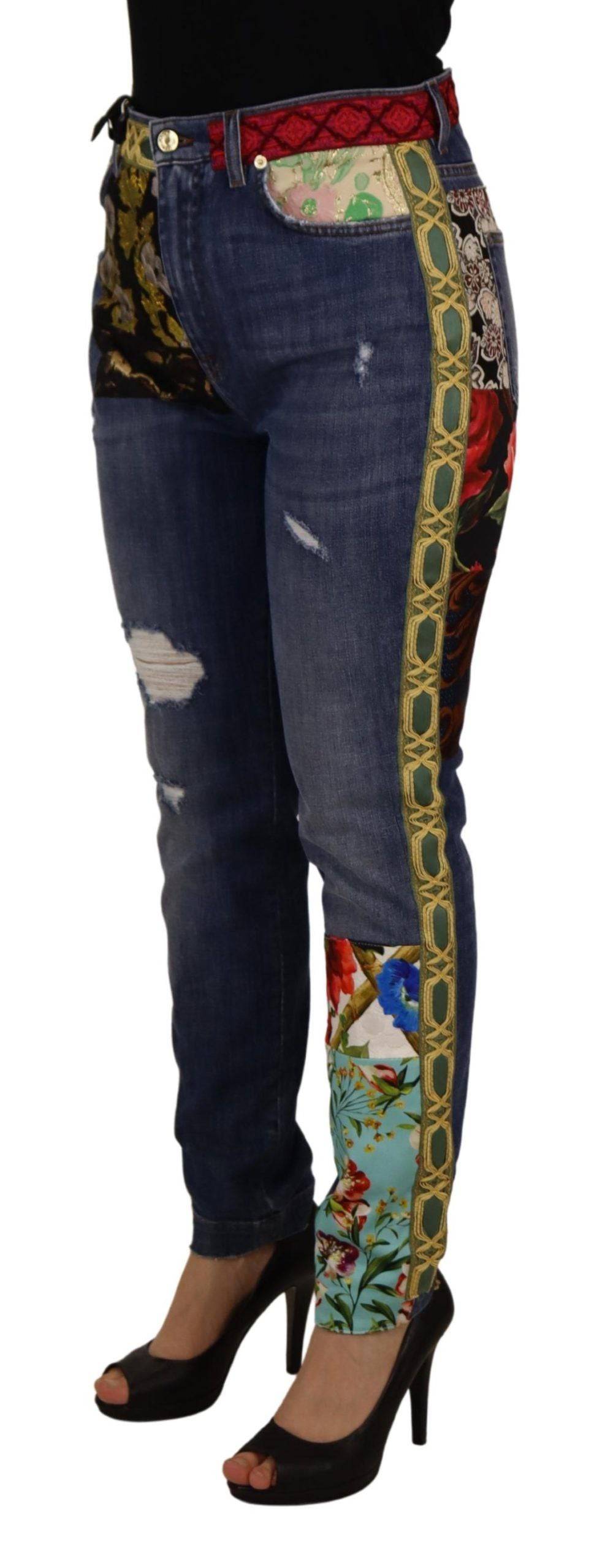 Jeans en denim à taille haute Dolce & Gabbana avec patchwork bleu, mode chic et tendance, visible en gros plan.