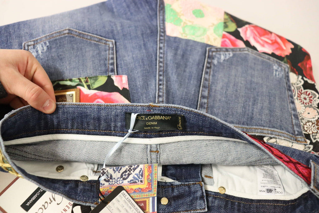 Jeans en jean à taille haute Dolce & Gabbana avec patchwork bleu, décontractés et tendance, visibles en gros plan.
