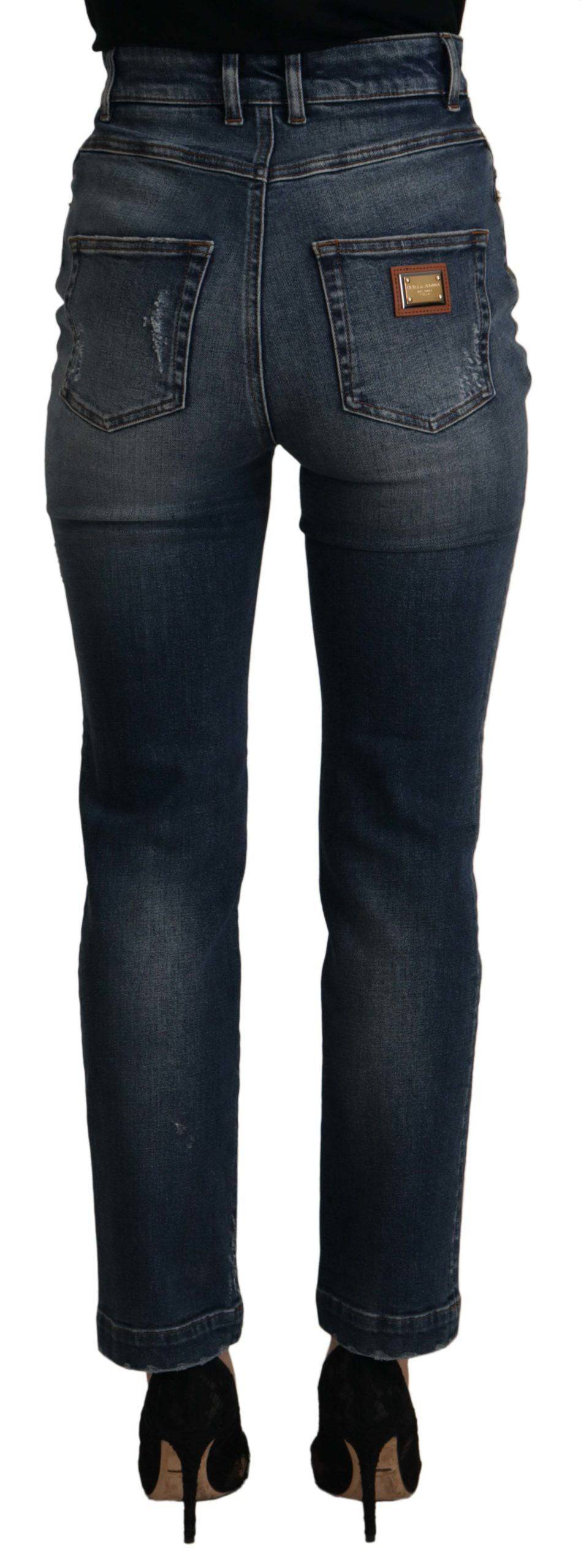 Jeans en denim bleu Dolce & Gabbana avec embellissements en cristal, pantalon élégant, style décontracté chic.