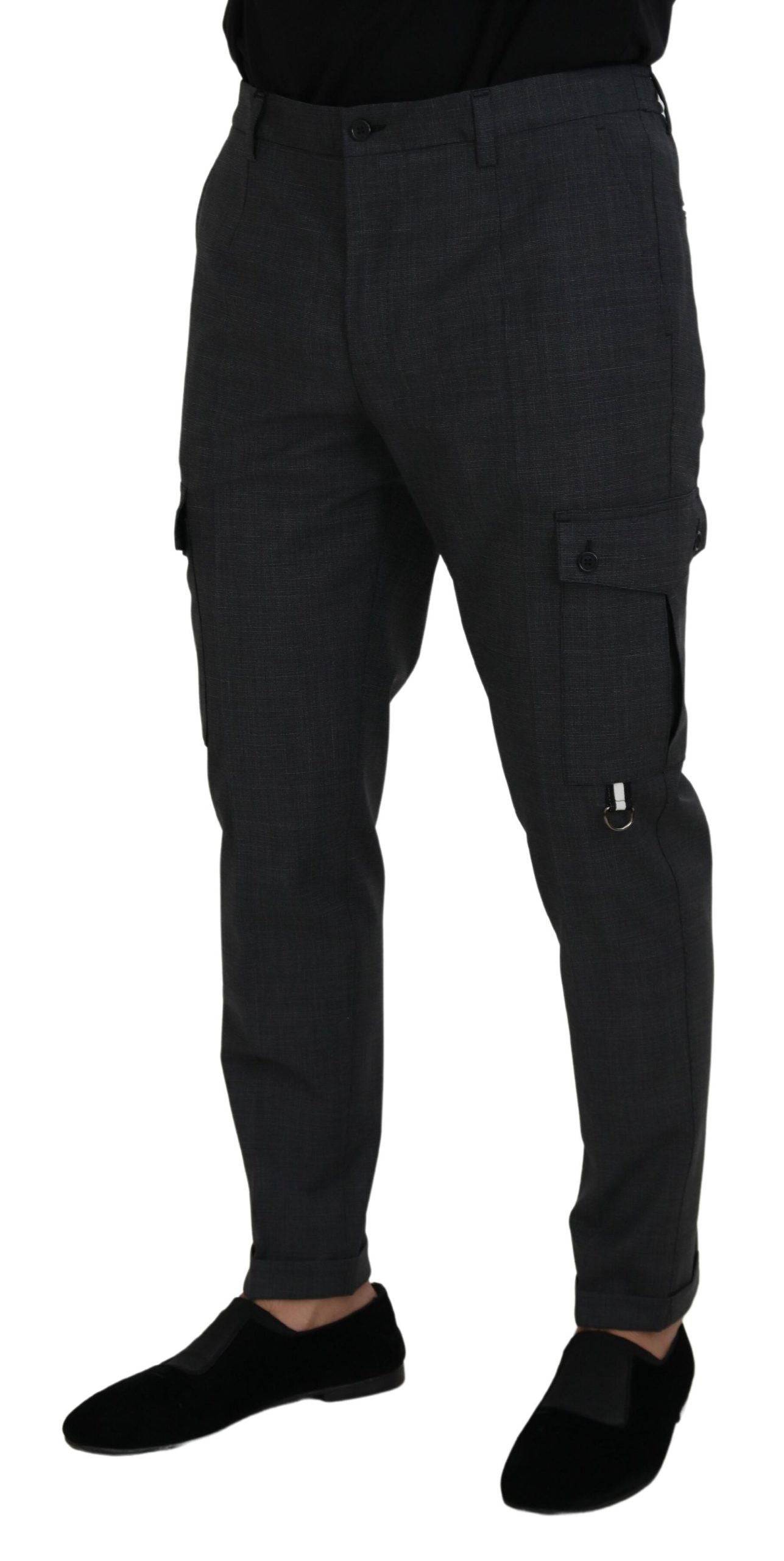 Pantalon cargo gris à carreaux Dolce & Gabbana, pantalon stretch décontracté avec poches pratiques et coupe moderne.