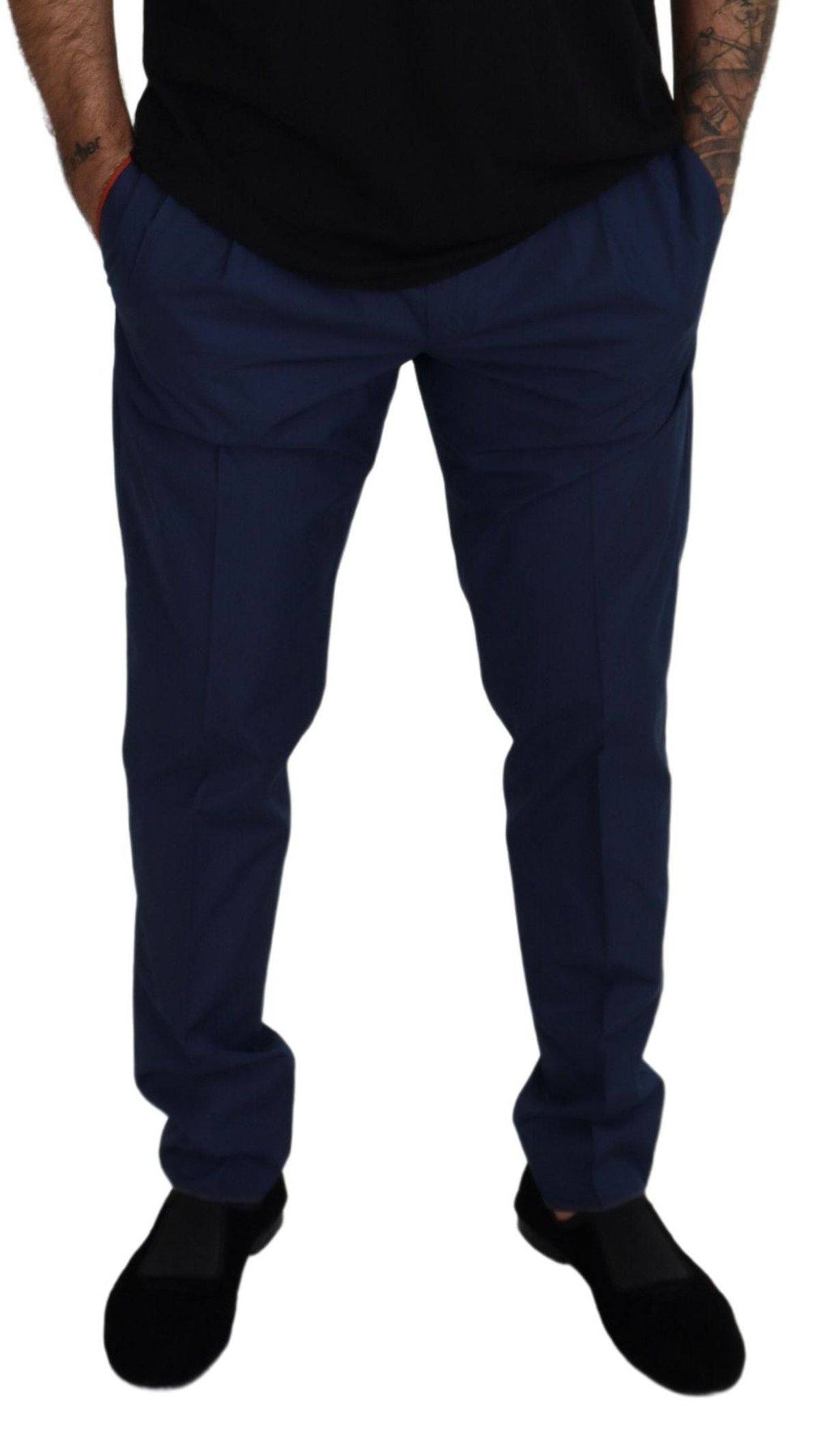 Pantalons chino en coton et soie bleus de Dolce & Gabbana, élégants et confortables, vue détaillée du tissu et de la coupe.