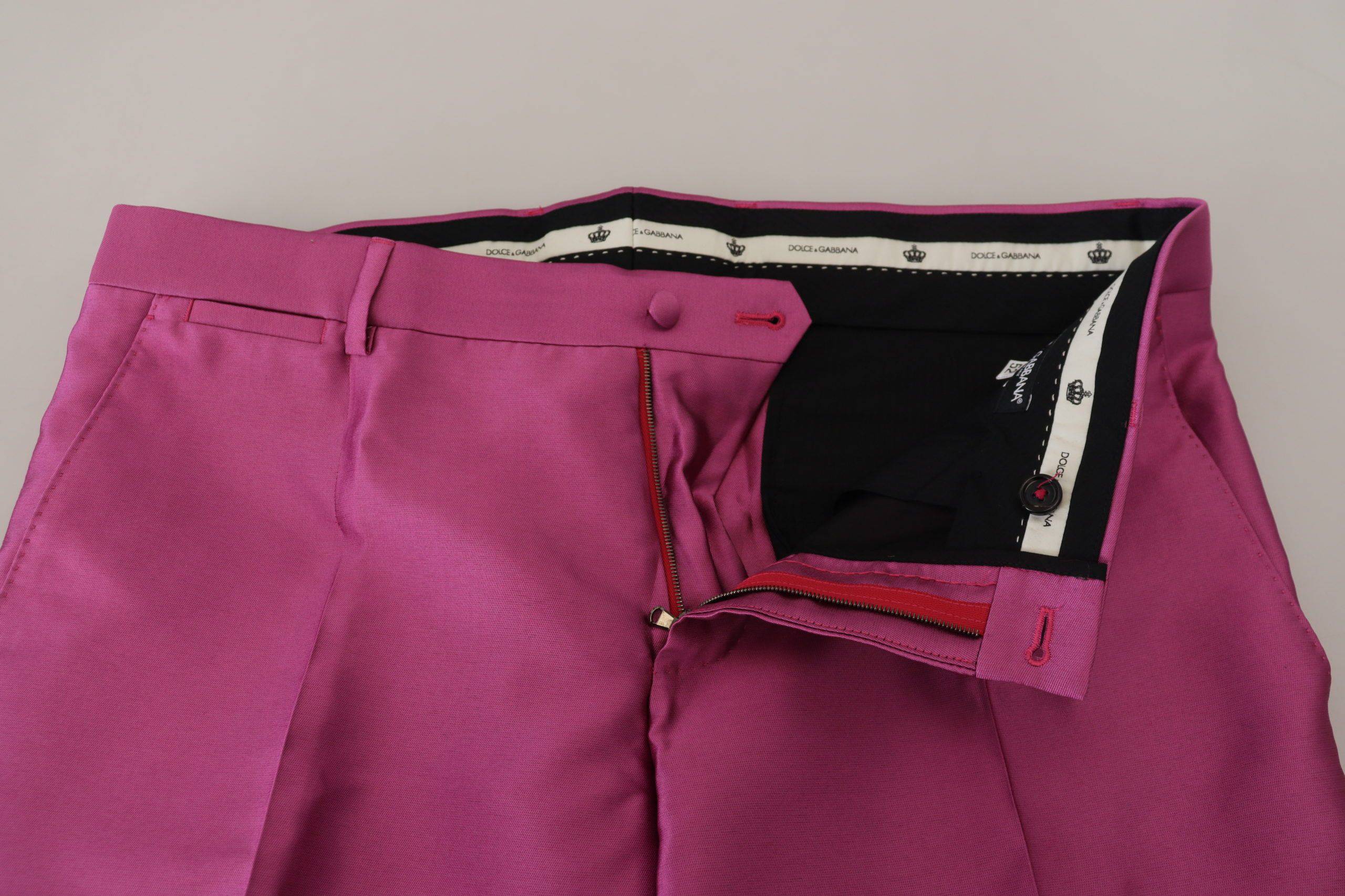Pantalon slim en soie rose Dolce & Gabbana, pantalon de costume élégant pour femmes.