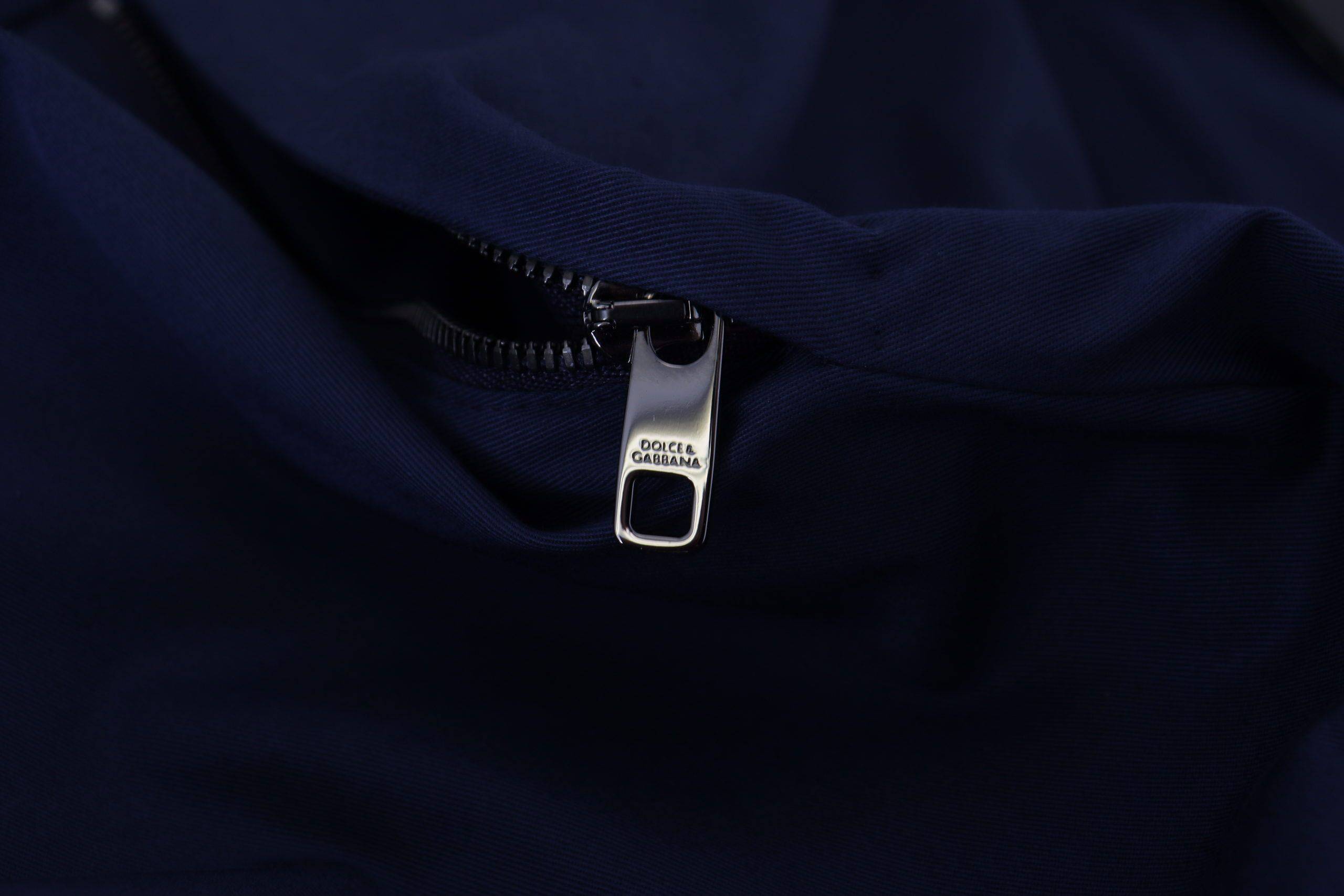 Shorts décontractés Dolce & Gabbana Blue Chinos en coton extensible, style casual et confortable.