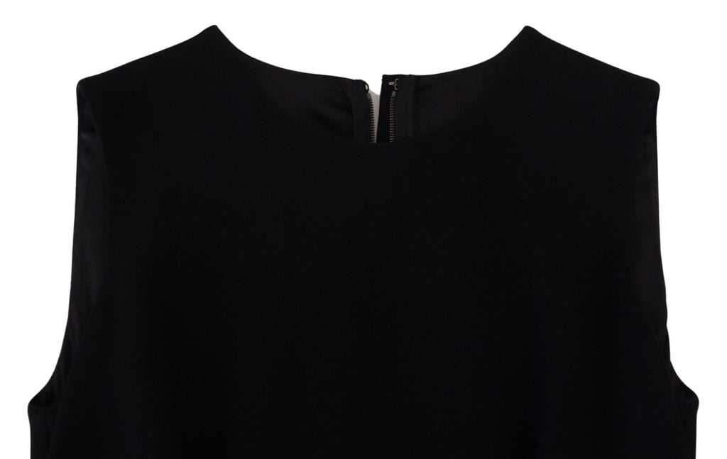 Robe courte noire Dolce & Gabbana en viscose, coupe ajustée et évasée, avec col en V et style élégant.