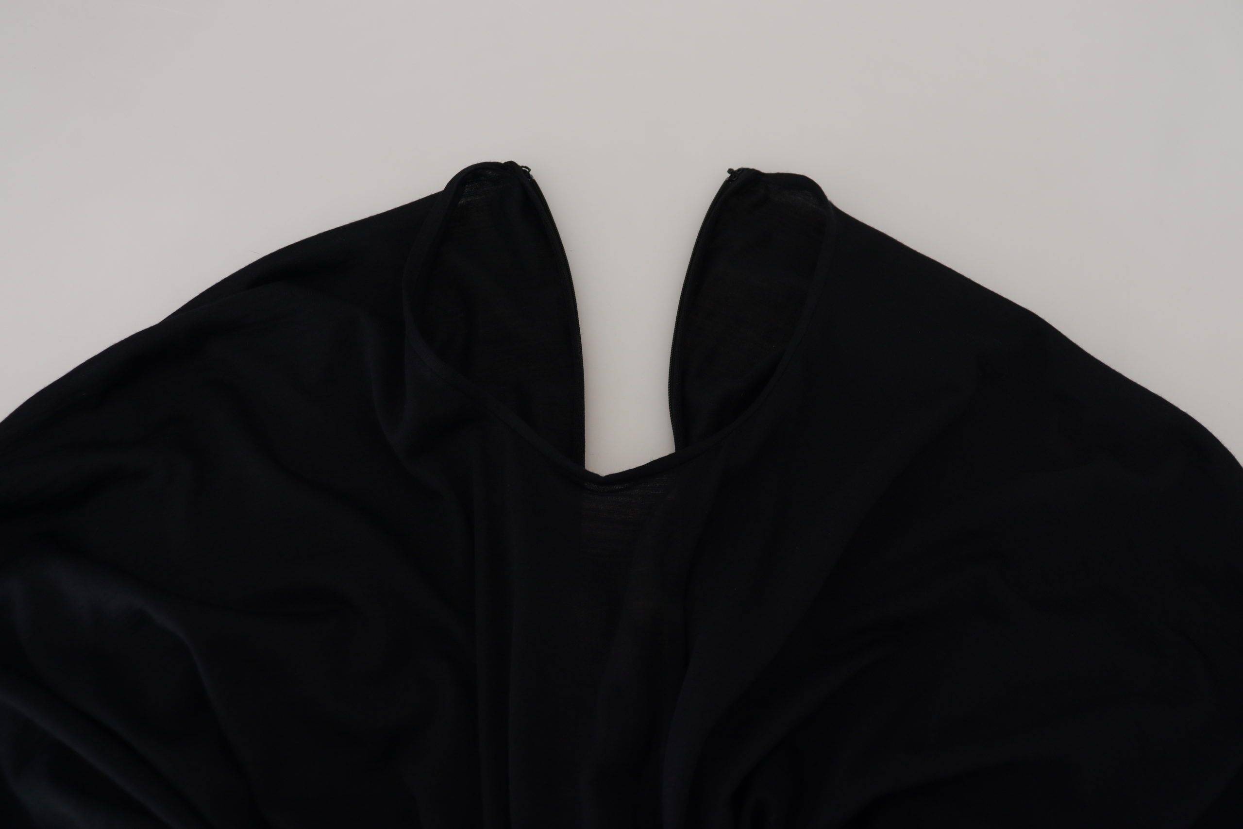 Robe midi noire Dolce & Gabbana en laine, robe portefeuille élégante avec coupe ajustée et détails sophistiqués.