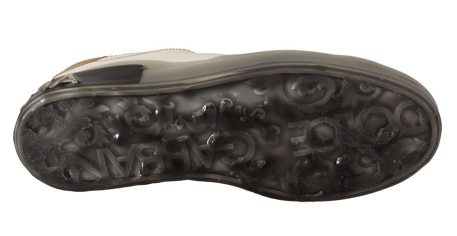 Chaussures basses Dolce & Gabbana en cuir blanc et or, sneakers décontractés pour homme, vue en gros plan
