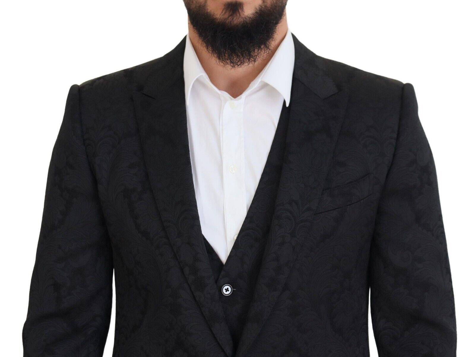 Costume deux pièces Dolce & Gabbana en brocart floral noir, style martini élégant, pour femmes.
