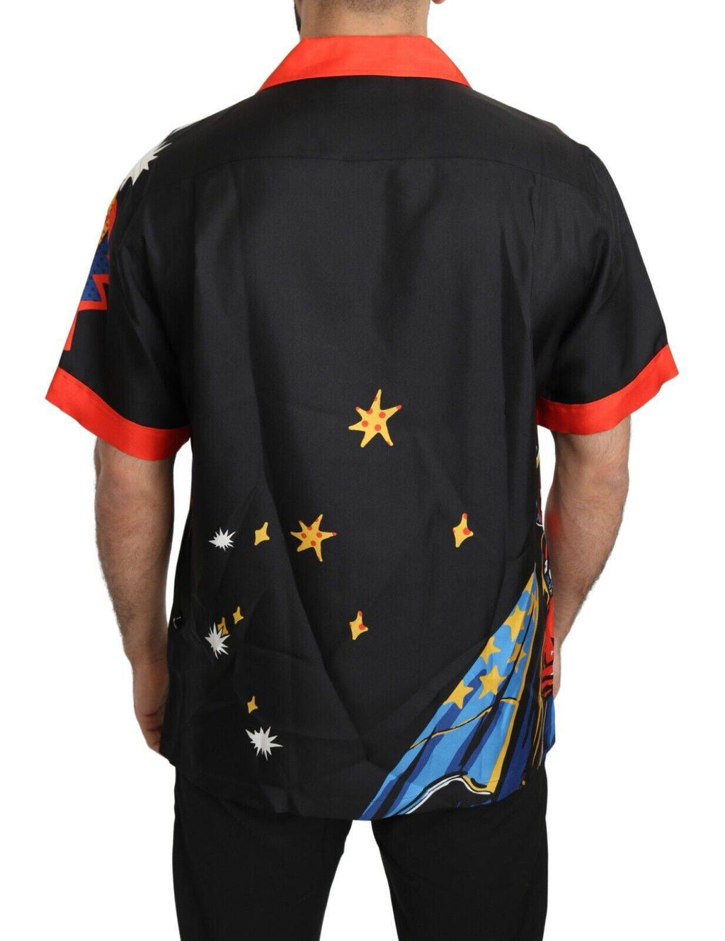 Chemise décontractée à manches courtes Dolce & Gabbana à imprimé multicolore, style casual et élégant.