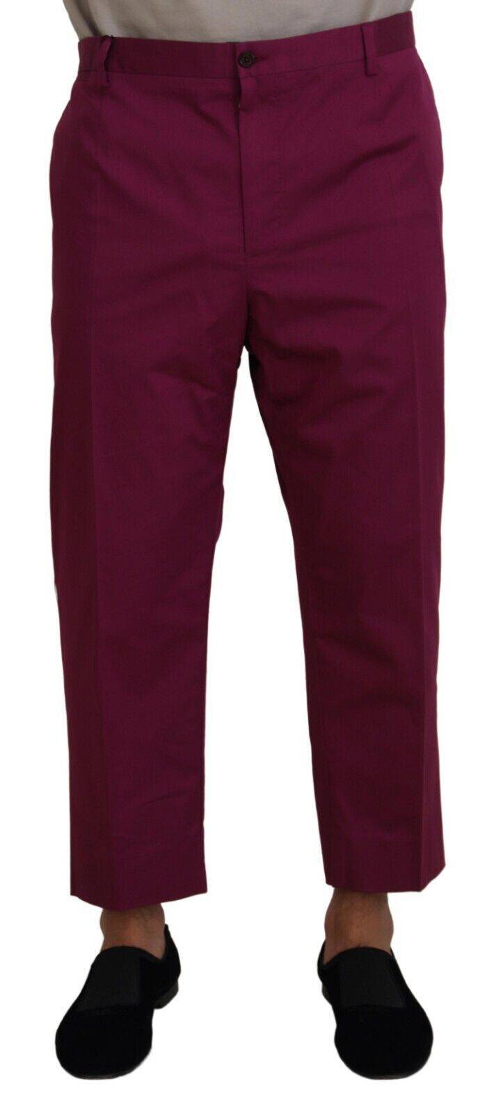 Pantalon Dolce & Gabbana en coton magenta avec logo DG, poche avant et coupe élégante.