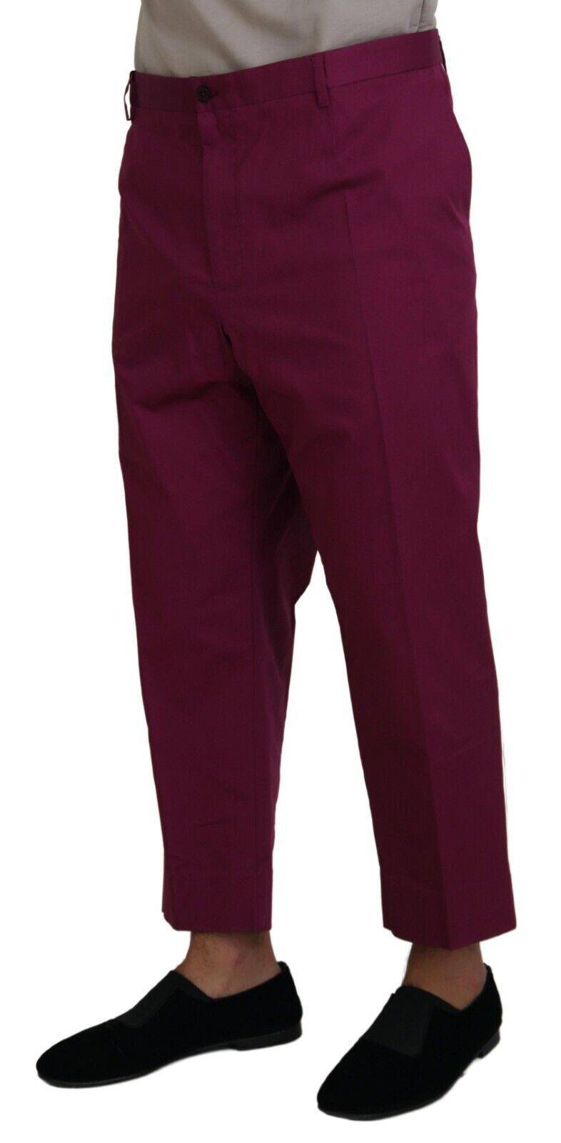 Pantalon Dolce & Gabbana en coton magenta avec logo DG et poche, élégant et confortable.