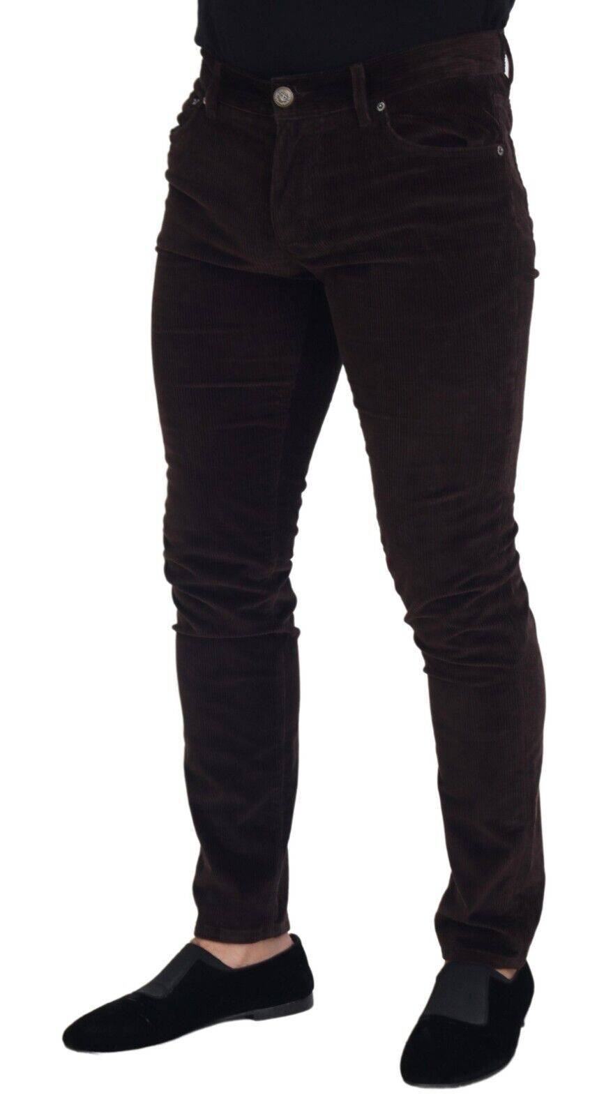 Pantalon casual en velours côtelé marron pour homme de Dolce & Gabbana, vue de face, détails de la texture.