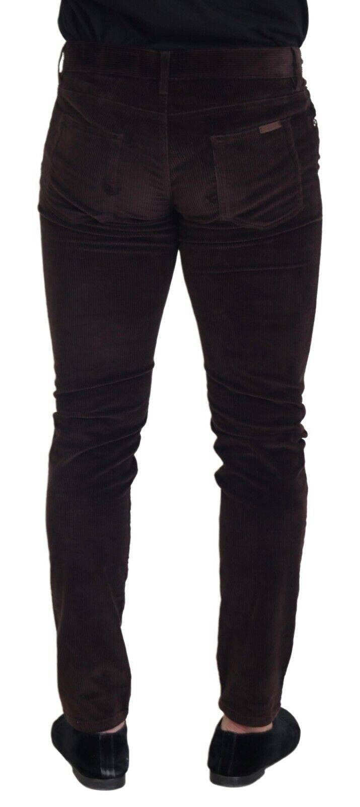 Pantalon décontracté en velours côtelé marron pour homme de la marque Dolce & Gabbana, vue de face.