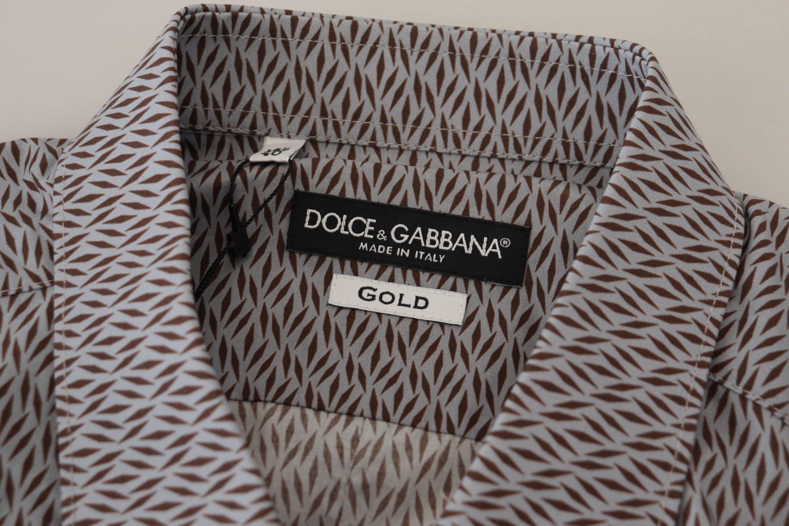 Chemise formelle Dolce & Gabbana gris brun or, coupe slim fit, en tissu élégant, visible avec col et boutons.