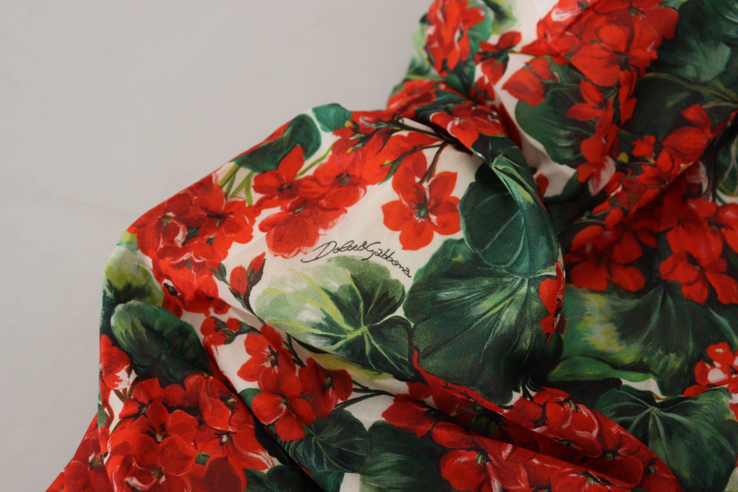 Robe midi en soie multicolore avec geranium de Dolce & Gabbana, coupe ajustée et élégante, pour femme.