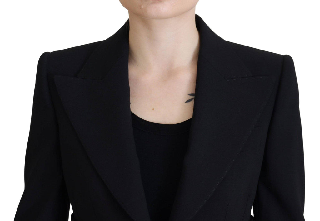 Veste en laine noire Dolce & Gabbana à un seul bouton, blazer ajusté et classique, portée sur un mannequin.