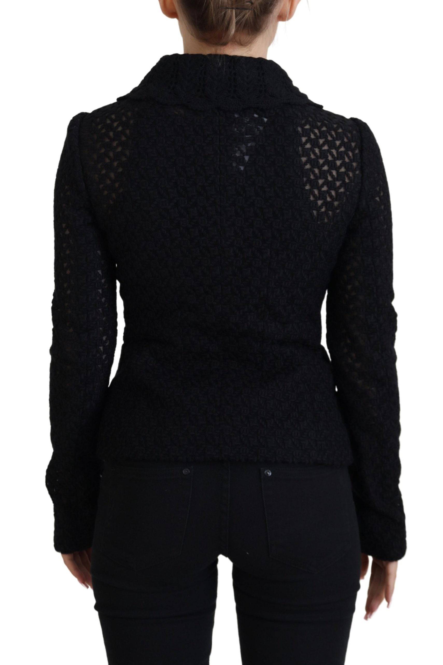 Veste en laine noire Dolce & Gabbana à boutons, col montant, style élégant et chaud, vue de face sur une mannequin.