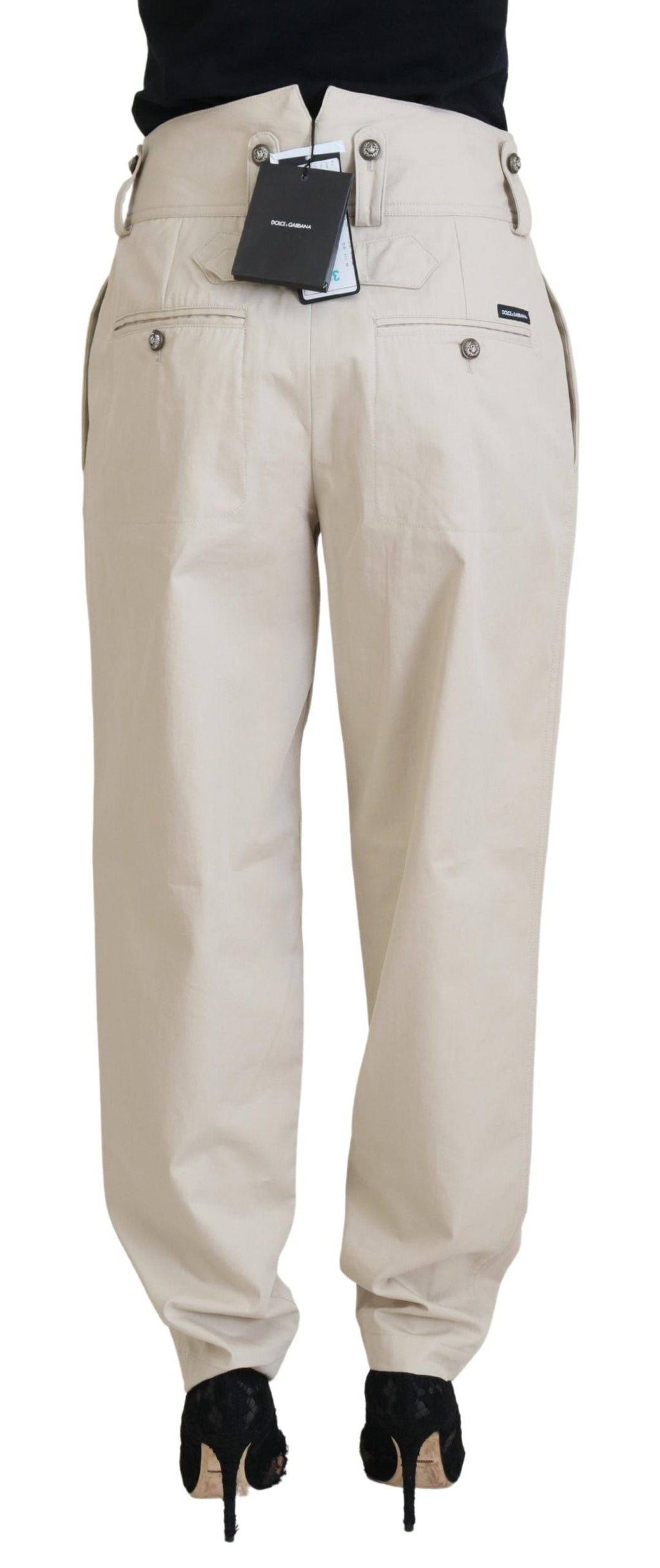 Pantalons cargo beige pour femmes en coton de la marque Dolce & Gabbana, coupe décontractée et détails modernes.